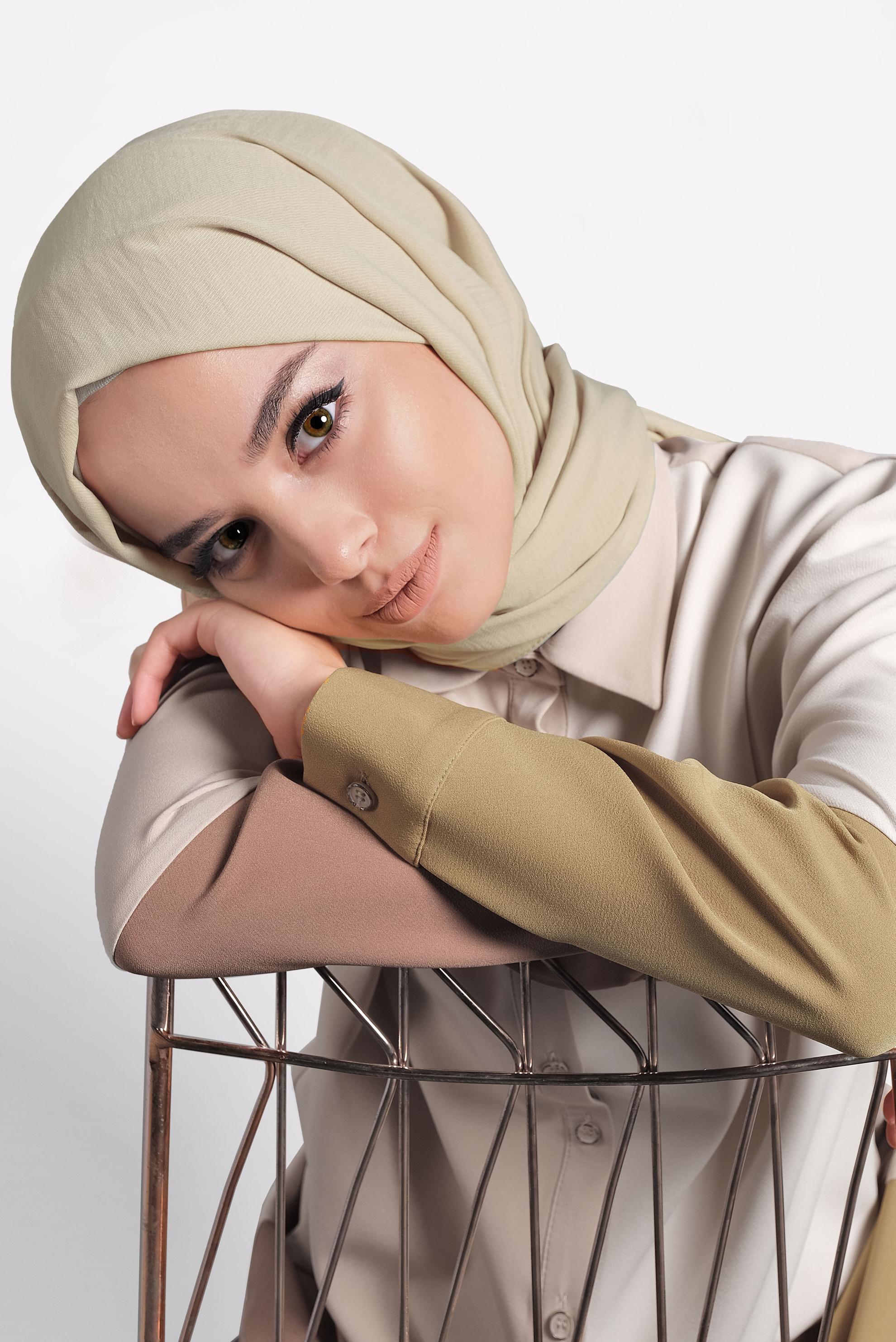 Tesettür giyim BEJ 9982 ALVİNA KREP ŞAL