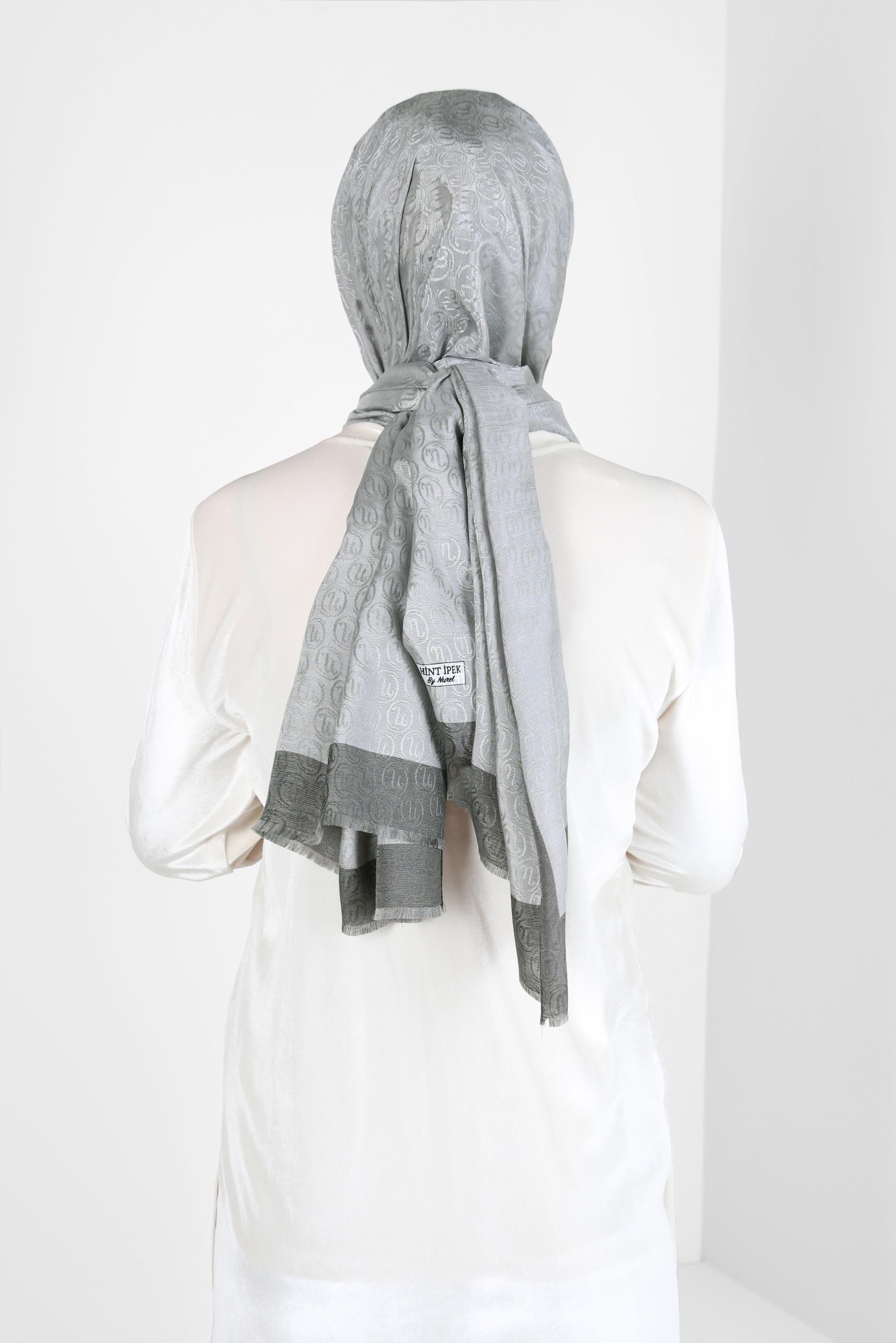 Tesettür giyim BEJ ALVİNA MONOGRAM ŞAL 9997