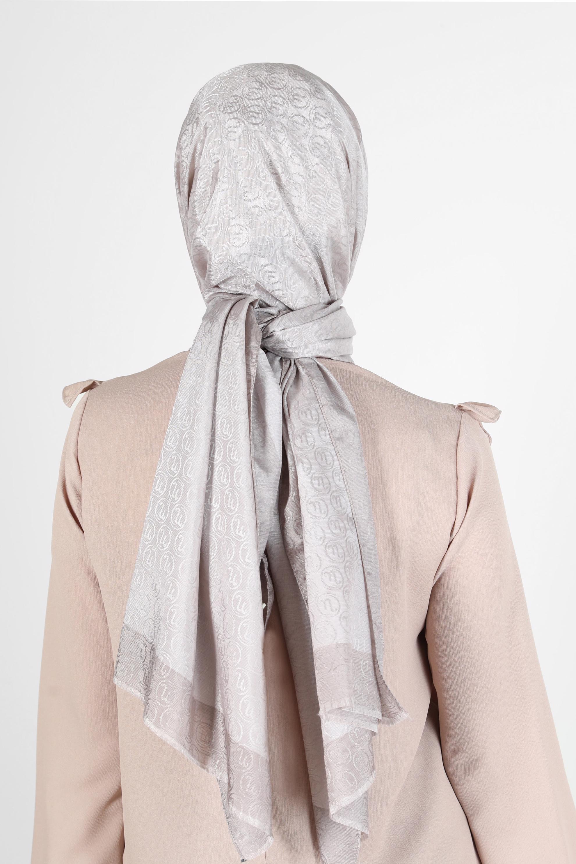 Tesettür giyim BEJ ALVİNA MONOGRAM ŞAL 9997