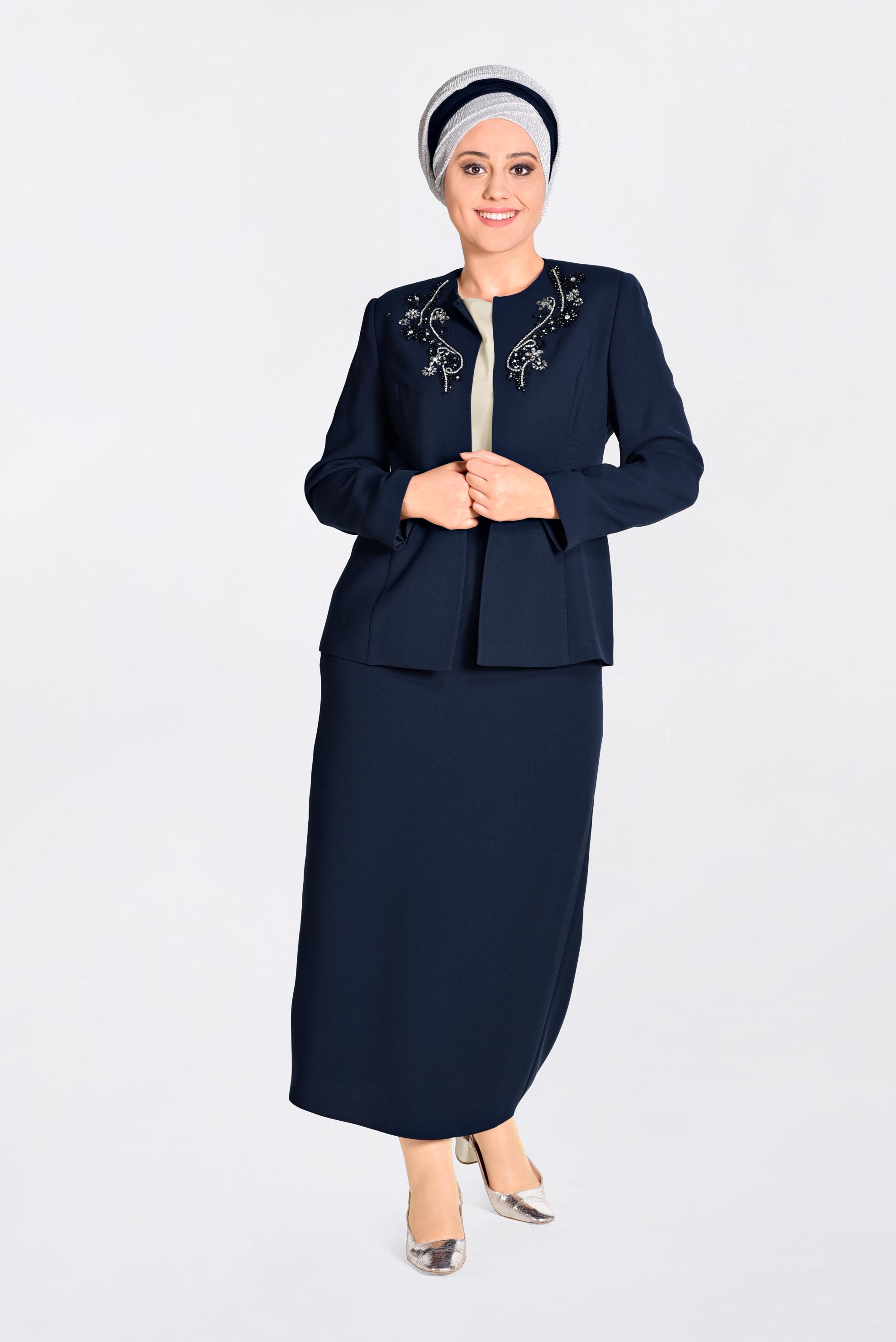 Tesettür giyim LACİVERT GÜPÜR VE TAŞ İŞLEMELİ 3′LÜ ETEKLİ TAKIM 3429 