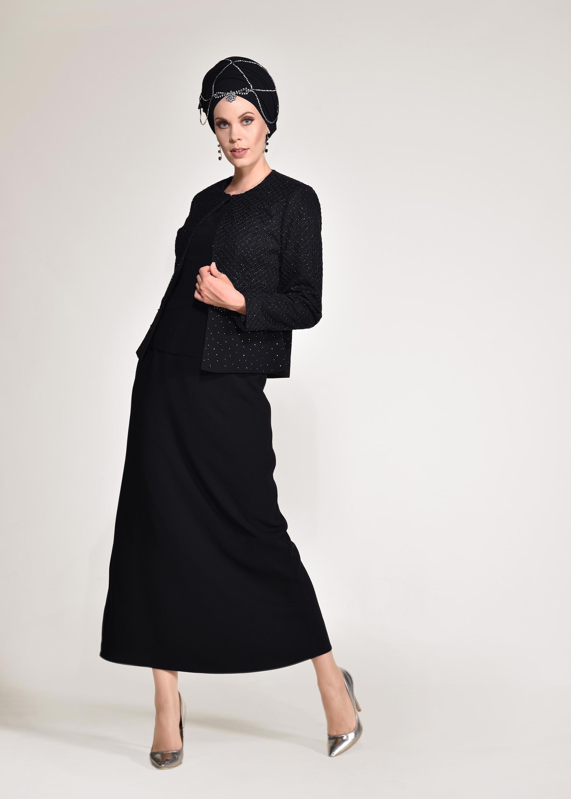 Tesettür giyim SİYAH CEKETİ TAŞLI 3′LÜ ETEKLİ TAKIM 3470