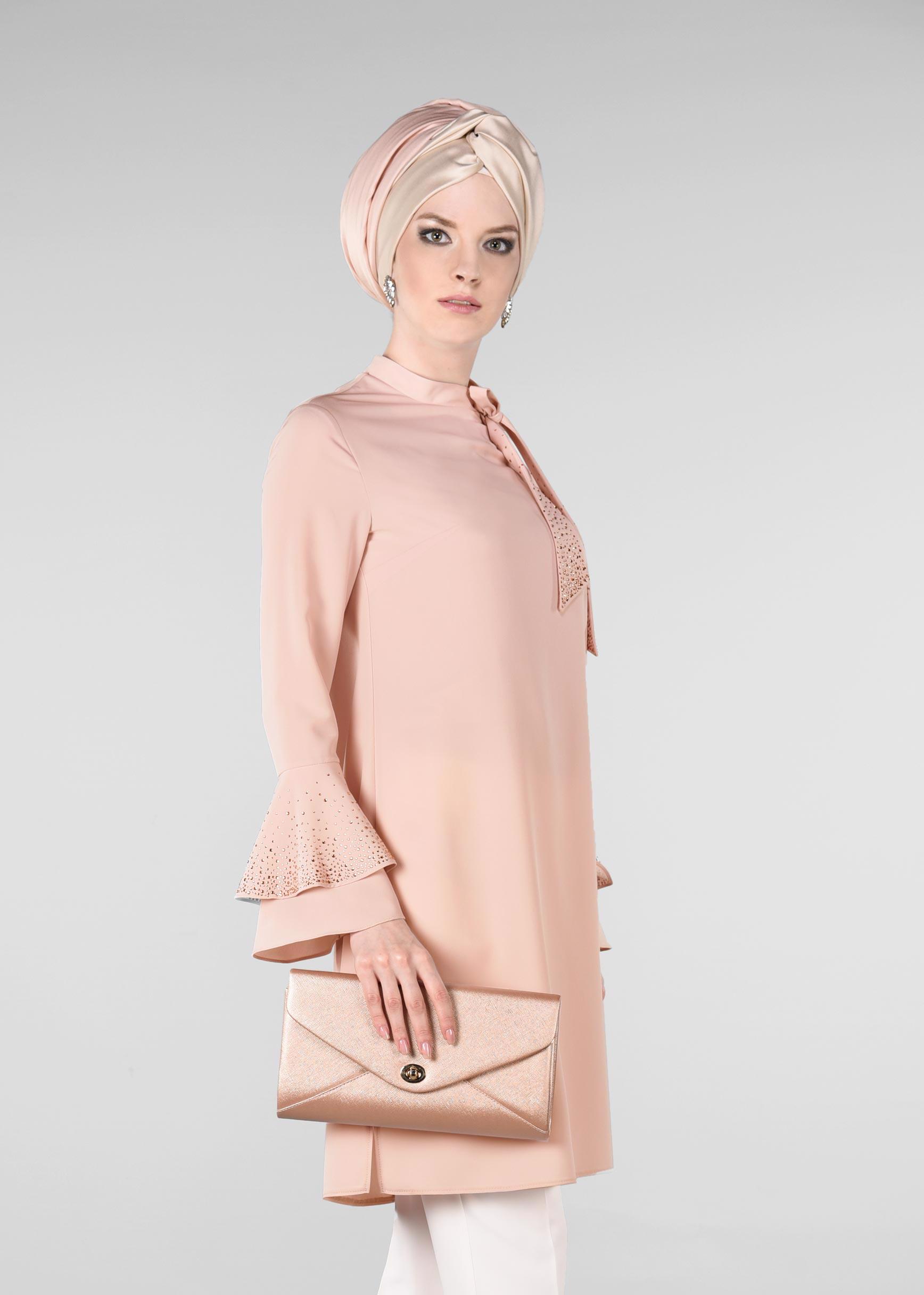 Tesettür giyim PUDRA KOLLARI VOLANLI 2&prime;Lİ PANTOLONLU TAKIM 3410