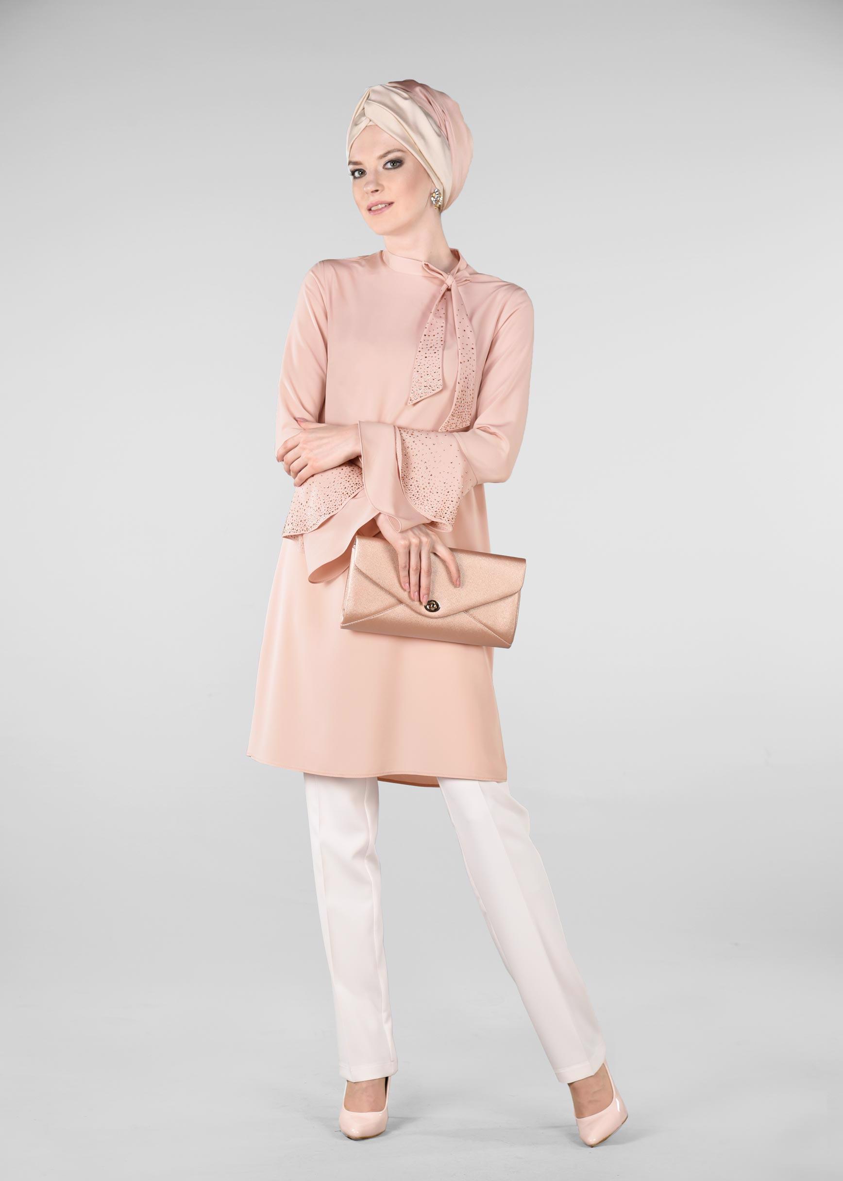 Tesettür giyim PUDRA KOLLARI VOLANLI 2&prime;Lİ PANTOLONLU TAKIM 3410