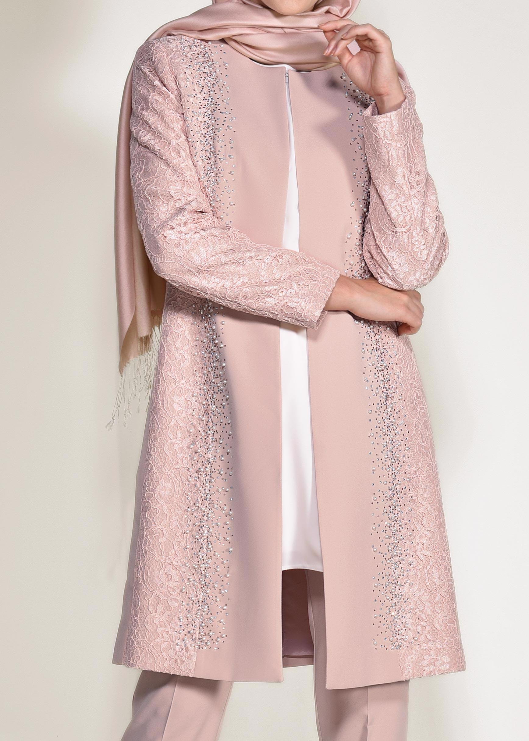 Tesettür giyim PUDRA DANTEL VE BONCUK İŞLEMELİ ÜÇLÜ PANTOLONLU TAKIM 3443