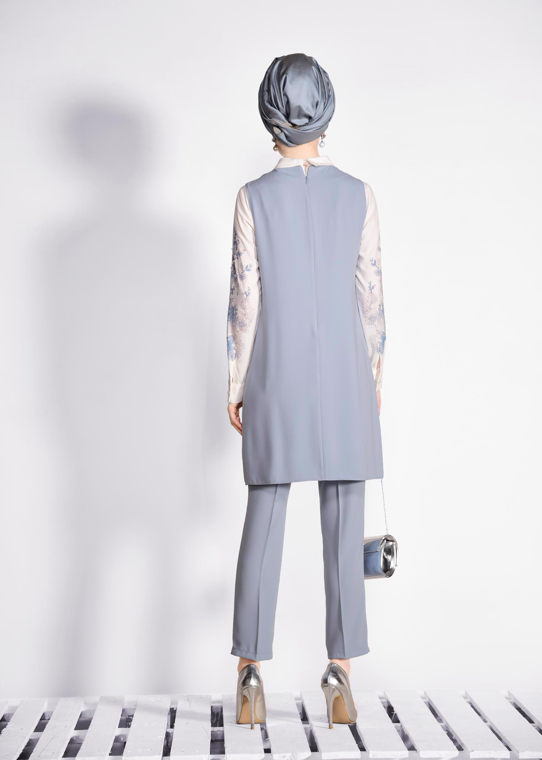 Tesettür giyim MAVİ YAKASI VE KOLLARI ÇİÇEK DESENLİ ÜÇLÜ PANTOLONLU TAKIM 3449