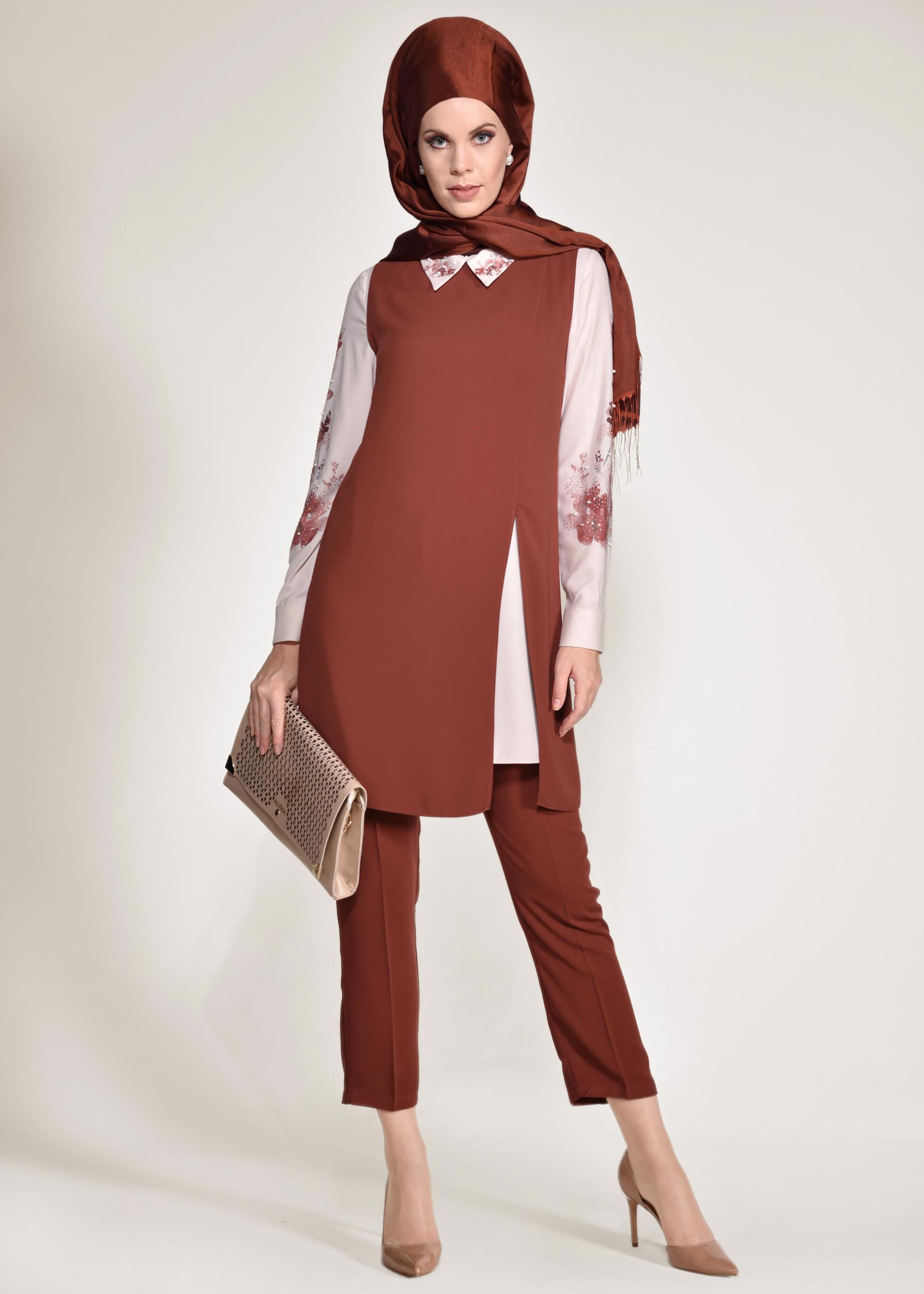 Tesettür giyim TURUNCU YAKASI VE KOLLARI ÇİÇEK DESENLİ ÜÇLÜ PANTOLONLU TAKIM 3449