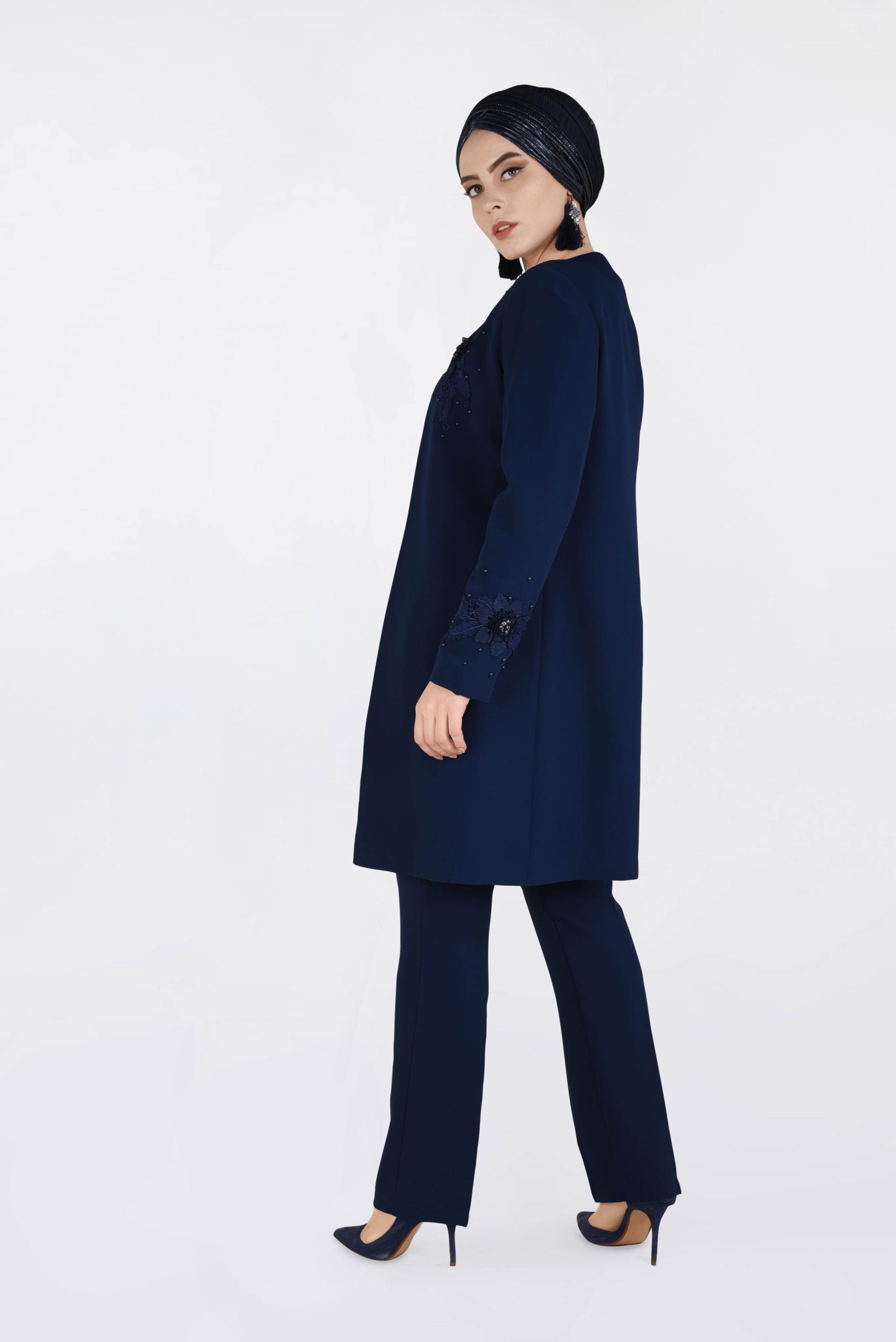 Tesettür giyim LACİVERT ÇİÇEK GÜPÜR DETAYLI İNCİLİ ÜÇLÜ PANTOLON TAKIM 3460