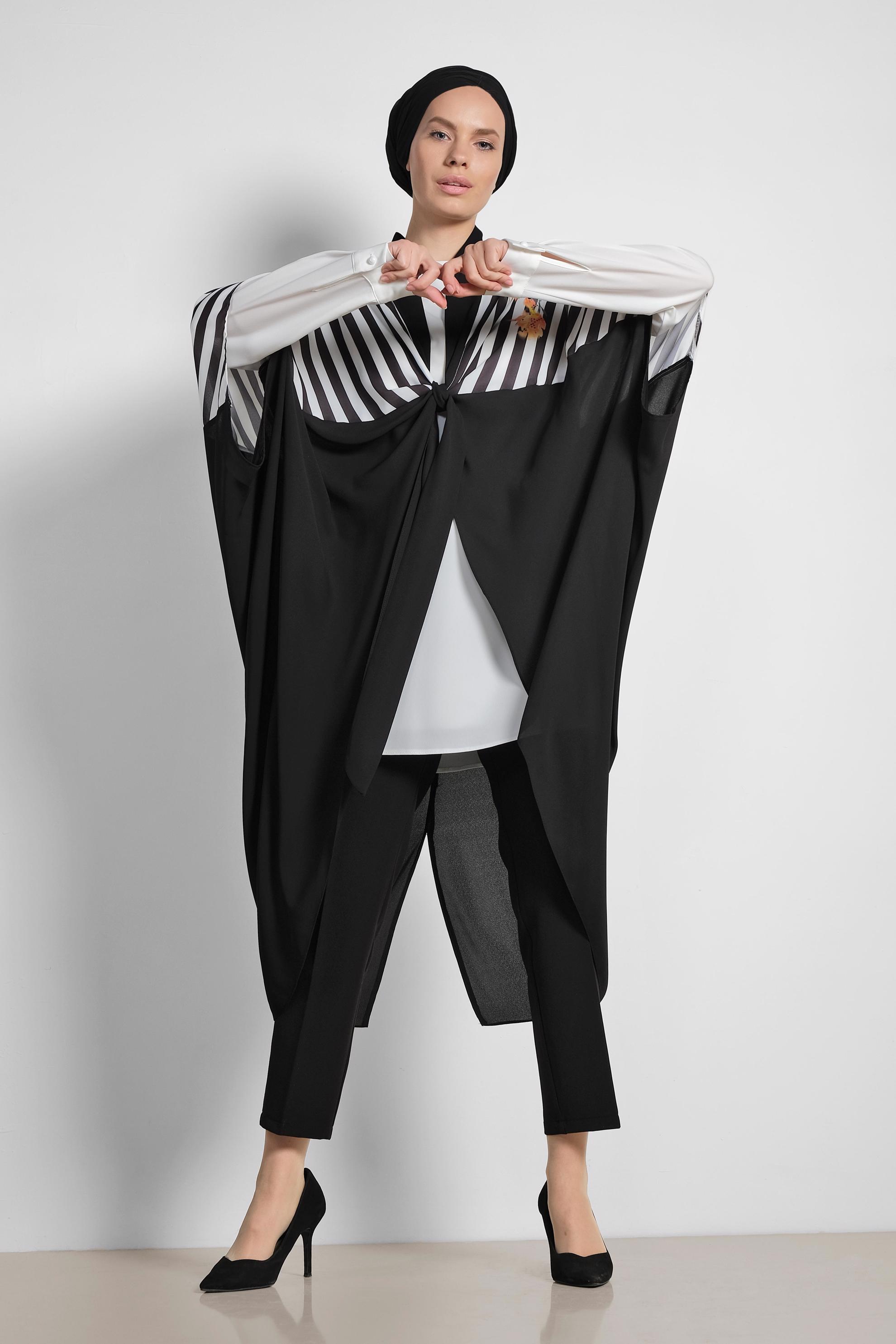 Tesettür giyim SİYAH ÇİZGİ VE ÇİÇEK DESENLİ ÜÇLÜ PANTOLONLU TAKIM 3500