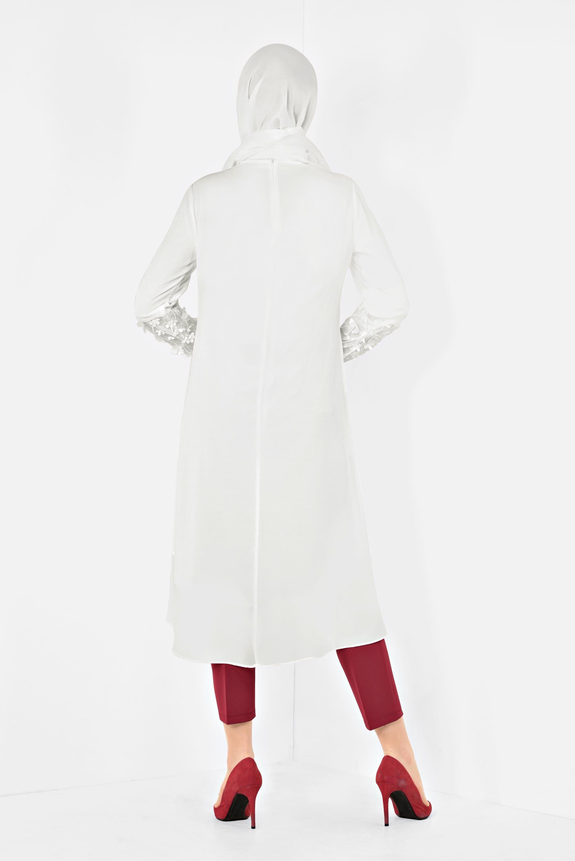 Tesettür giyim BEYAZ 3 BOYUTLU ÇİÇEK DETAYLI PANTOLONLU TAKIM 3507