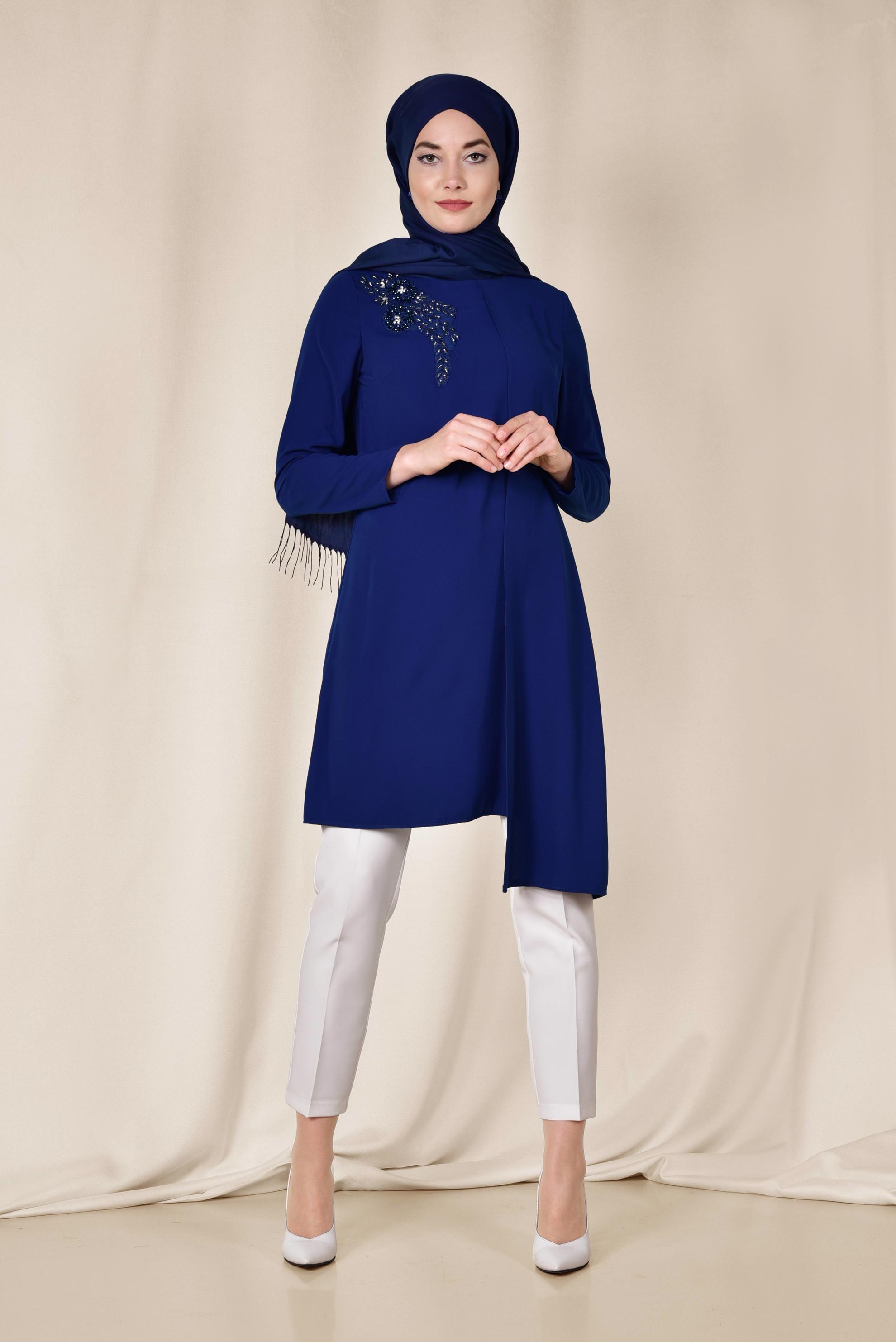 Tesettür giyim MAVİ OMUZU TAŞ İŞLEMELİ ASİMETRİK 2&prime;Lİ PANTOLONLU TAKIM 3514