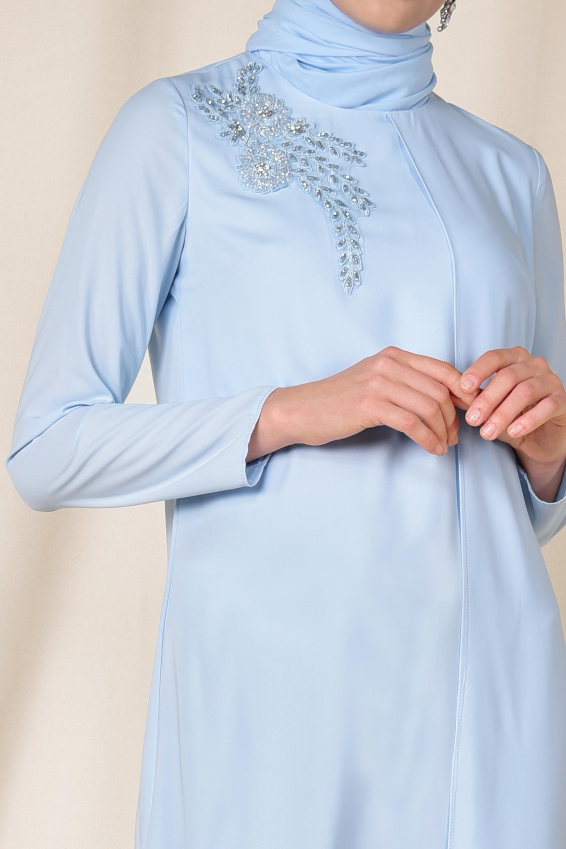 Tesettür giyim MAVİ OMUZU TAŞ İŞLEMELİ ASİMETRİK 2&prime;Lİ PANTOLONLU TAKIM 3514