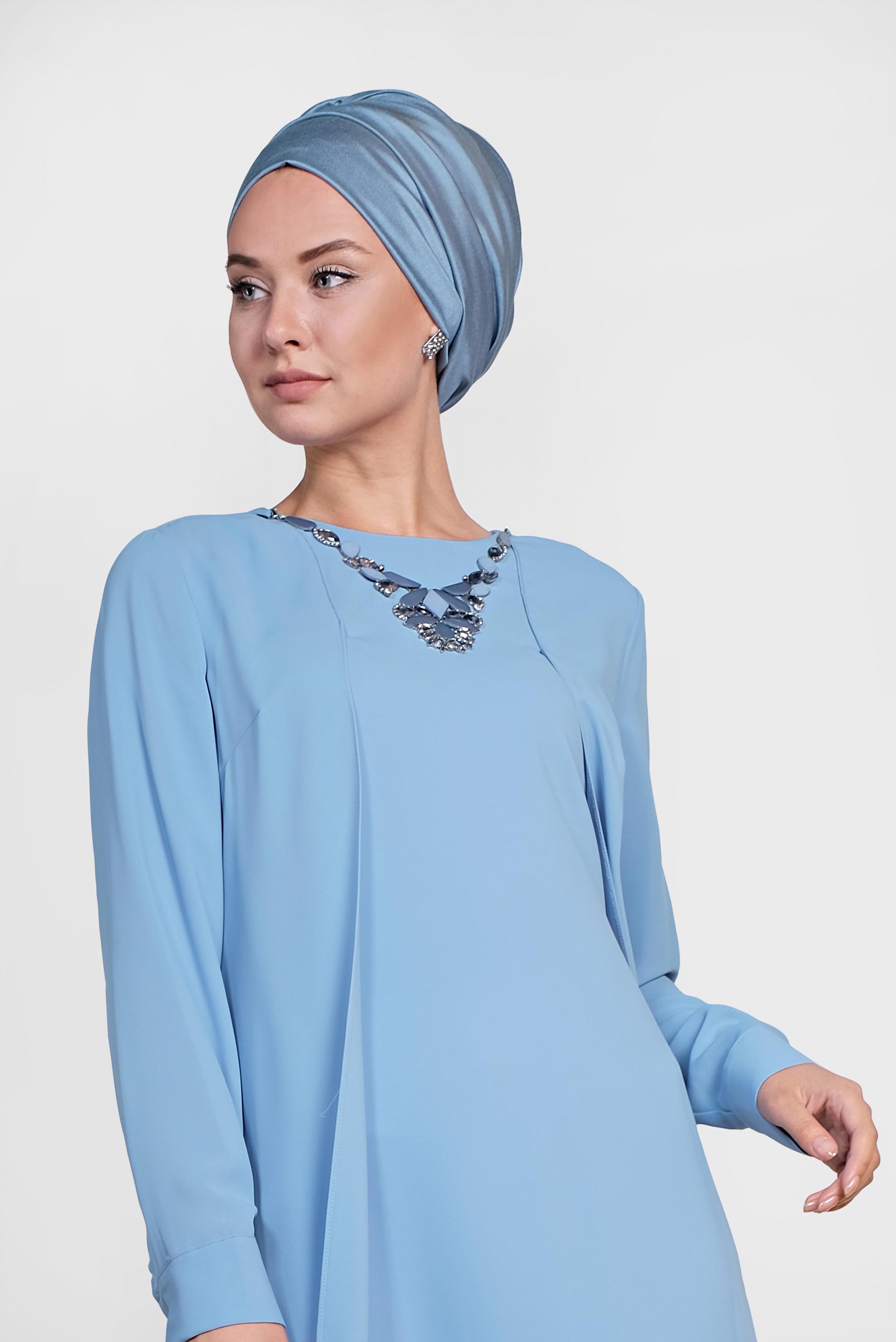 Tesettür giyim MAVİ KOLYE DETAYLI İKİLİ PANTOLONLU TAKIM 3515