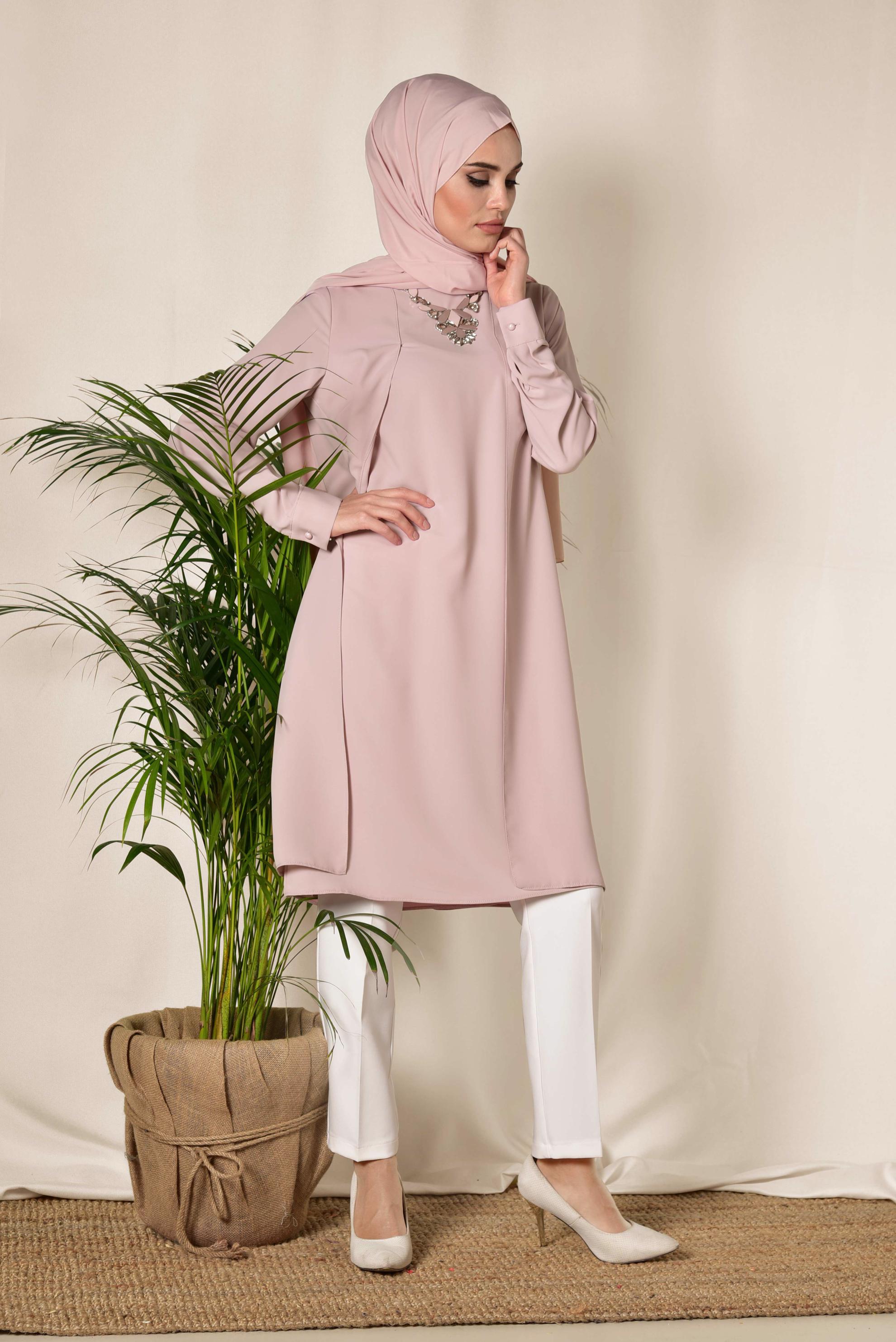 Tesettür giyim PUDRA KOLYE DETAYLI İKİLİ PANTOLONLU TAKIM 3515