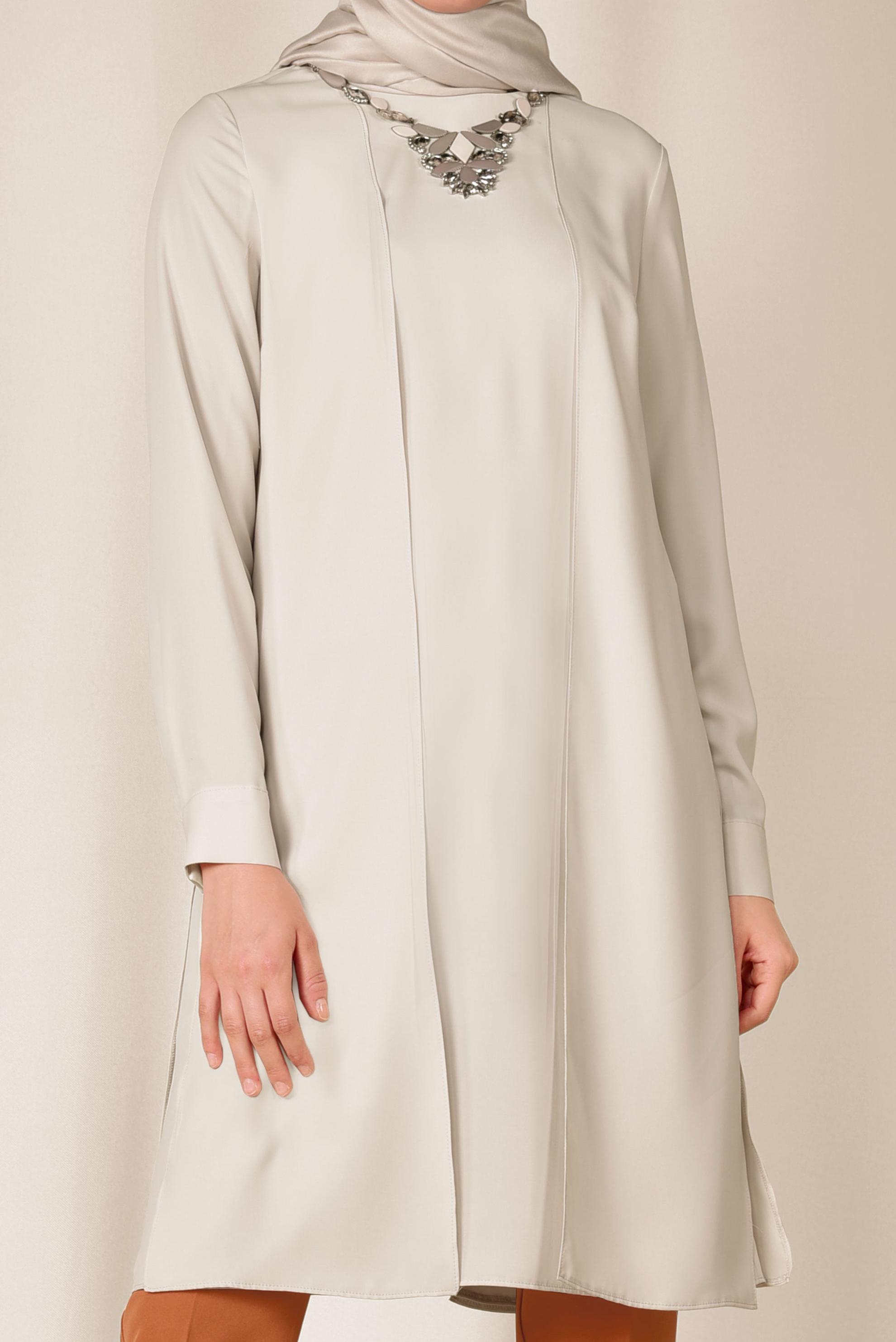 Tesettür giyim EKRU KOLYE DETAYLI İKİLİ PANTOLONLU TAKIM 3515