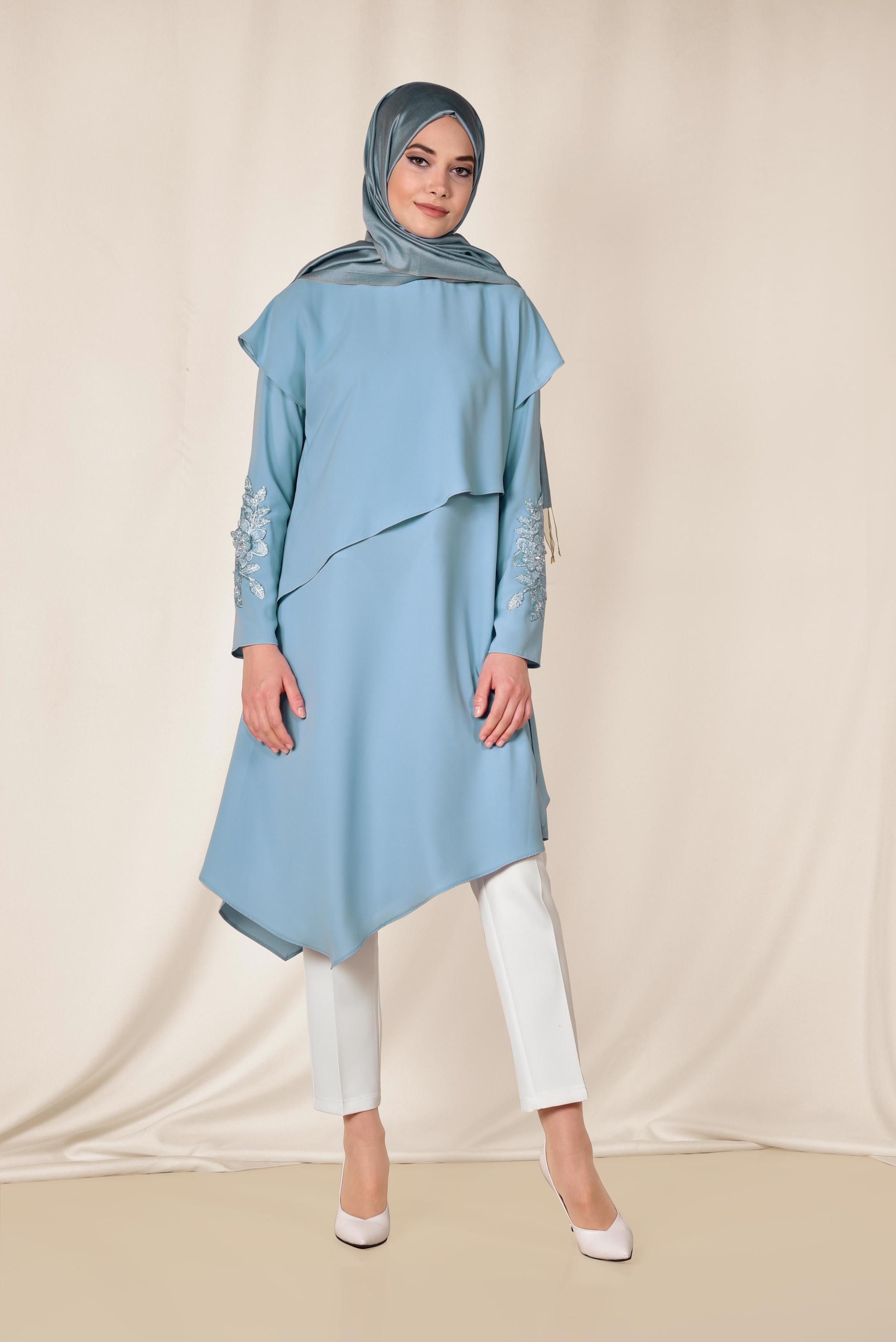 Tesettür giyim MAVİ KOLU NAKIŞLI ASİMETRİK 2&prime;Lİ PANTOLONLU TAKIM 3517