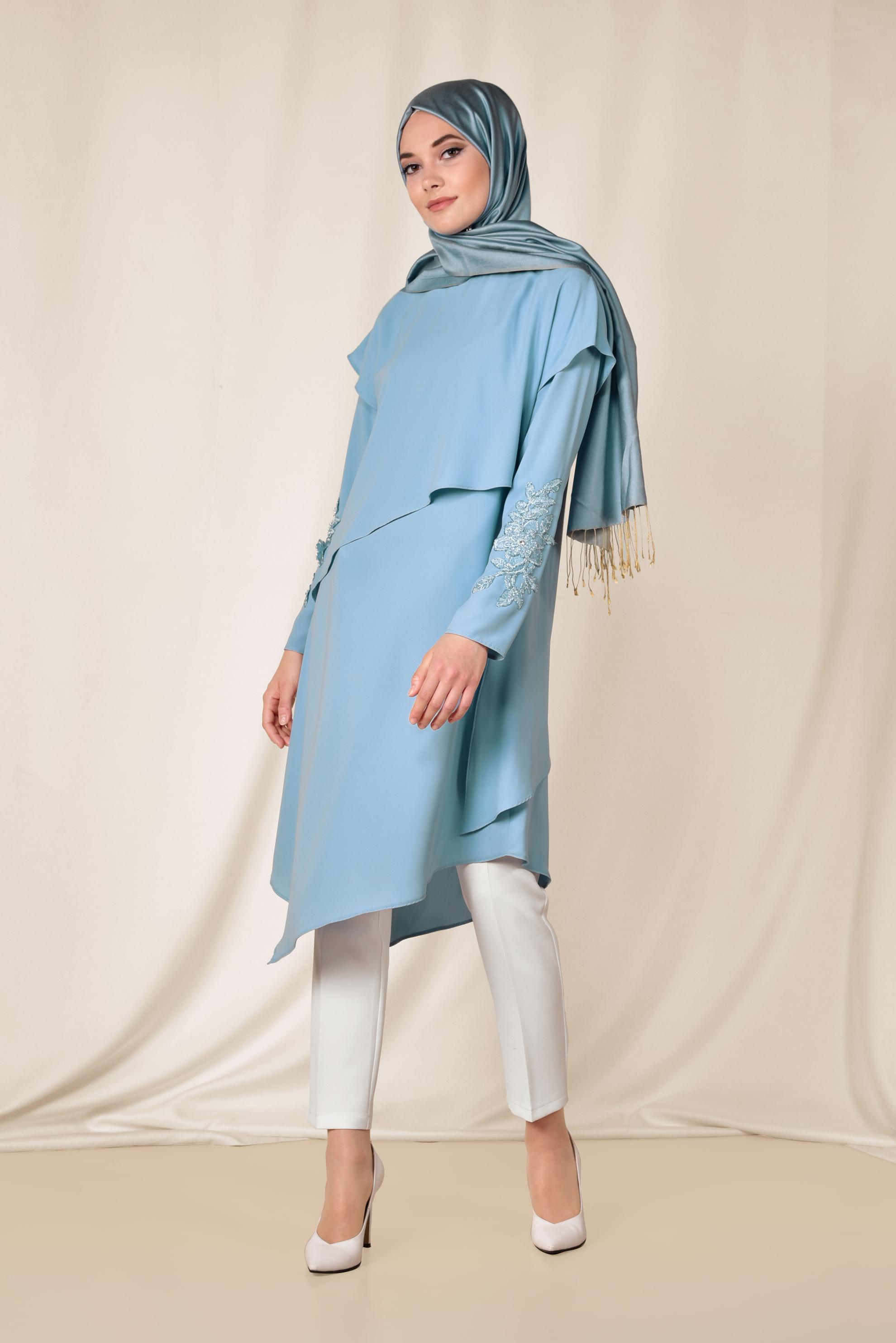 Tesettür giyim MAVİ KOLU NAKIŞLI ASİMETRİK 2&prime;Lİ PANTOLONLU TAKIM 3517