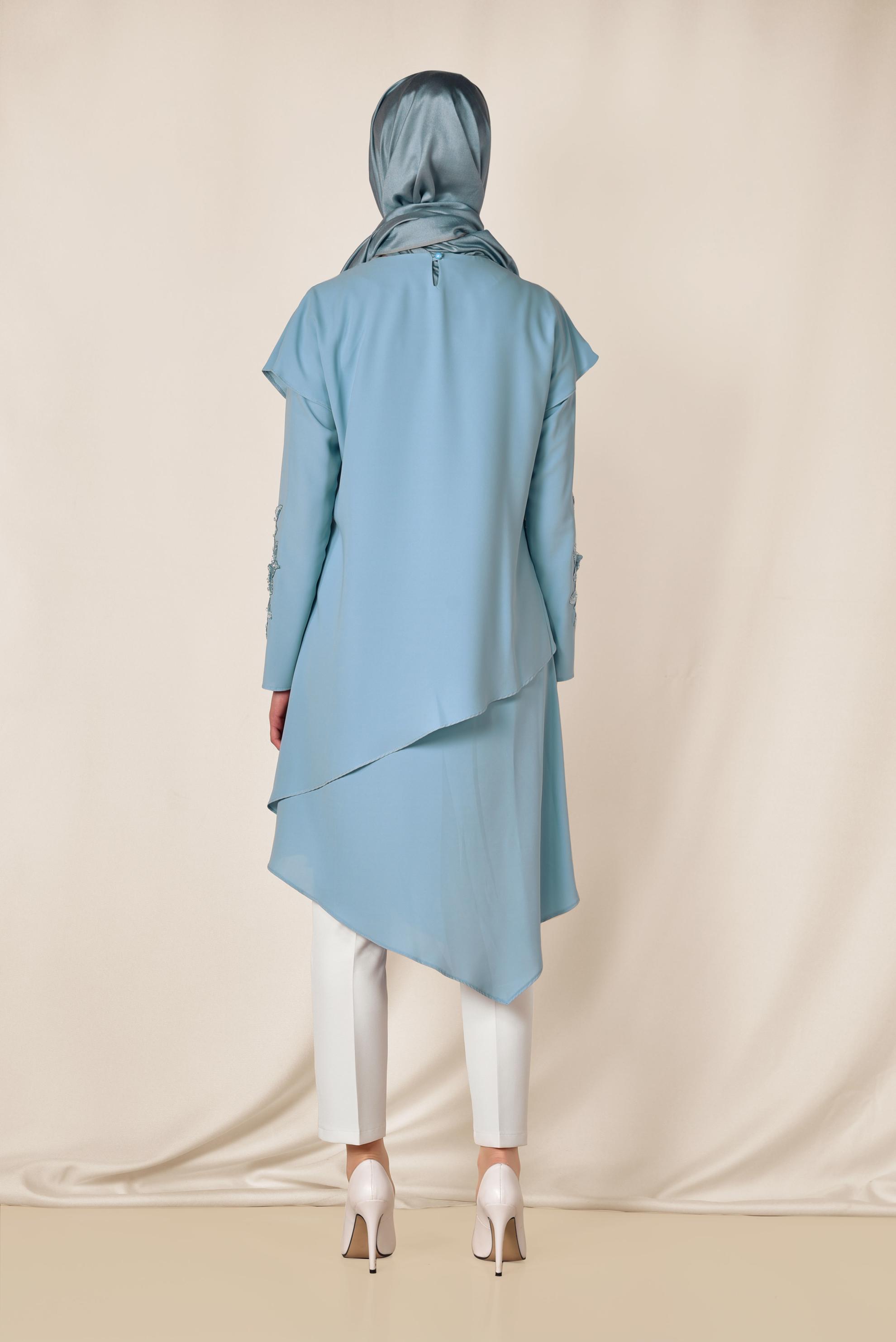 Tesettür giyim MAVİ KOLU NAKIŞLI ASİMETRİK 2&prime;Lİ PANTOLONLU TAKIM 3517