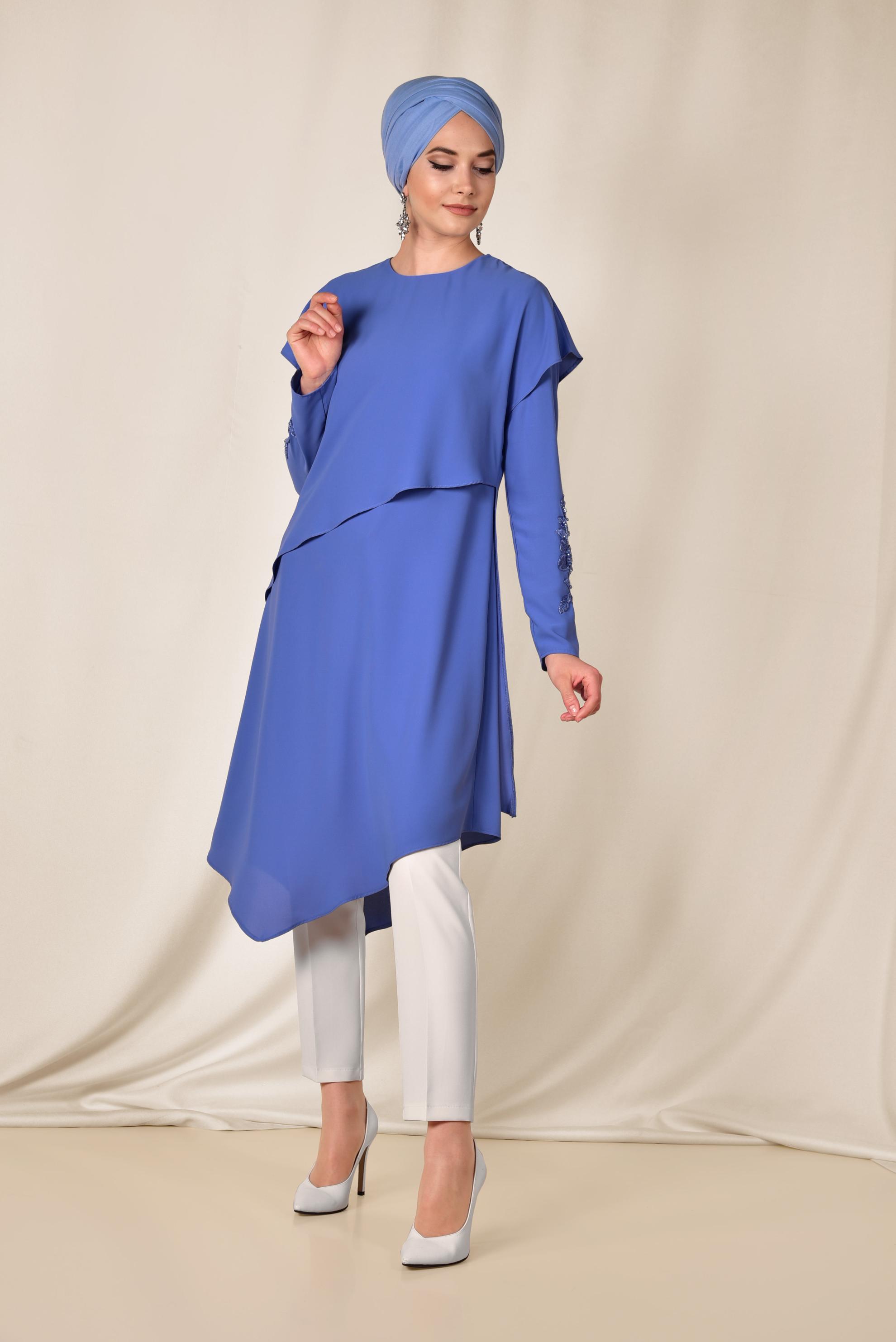 Tesettür giyim MAVİ KOLU NAKIŞLI ASİMETRİK 2&prime;Lİ PANTOLONLU TAKIM 3517