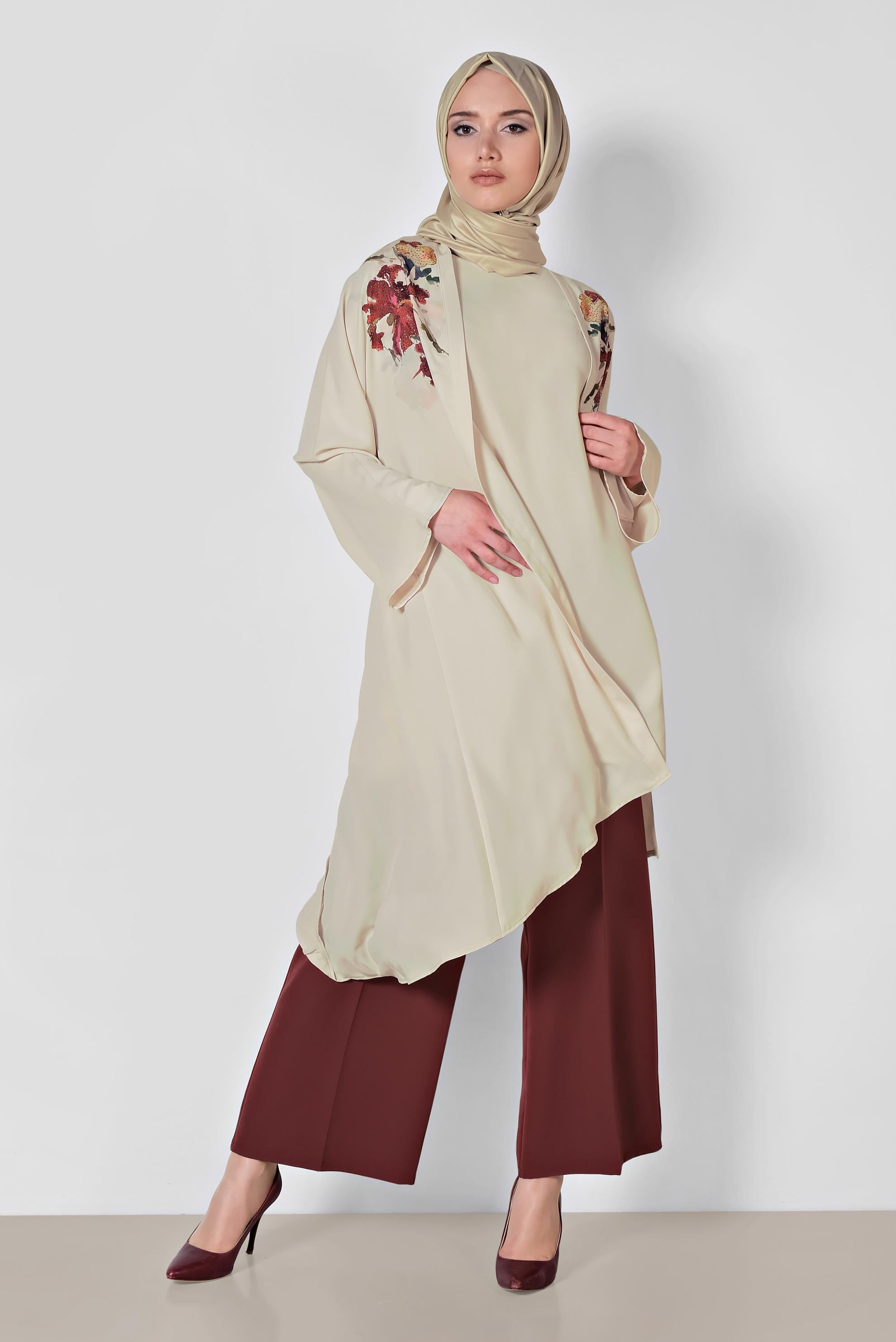 Tesettür giyim EKRU ÇİÇEK DESENİ DETAYLI ÜÇLÜ PANTLONLU TAKIM 3528