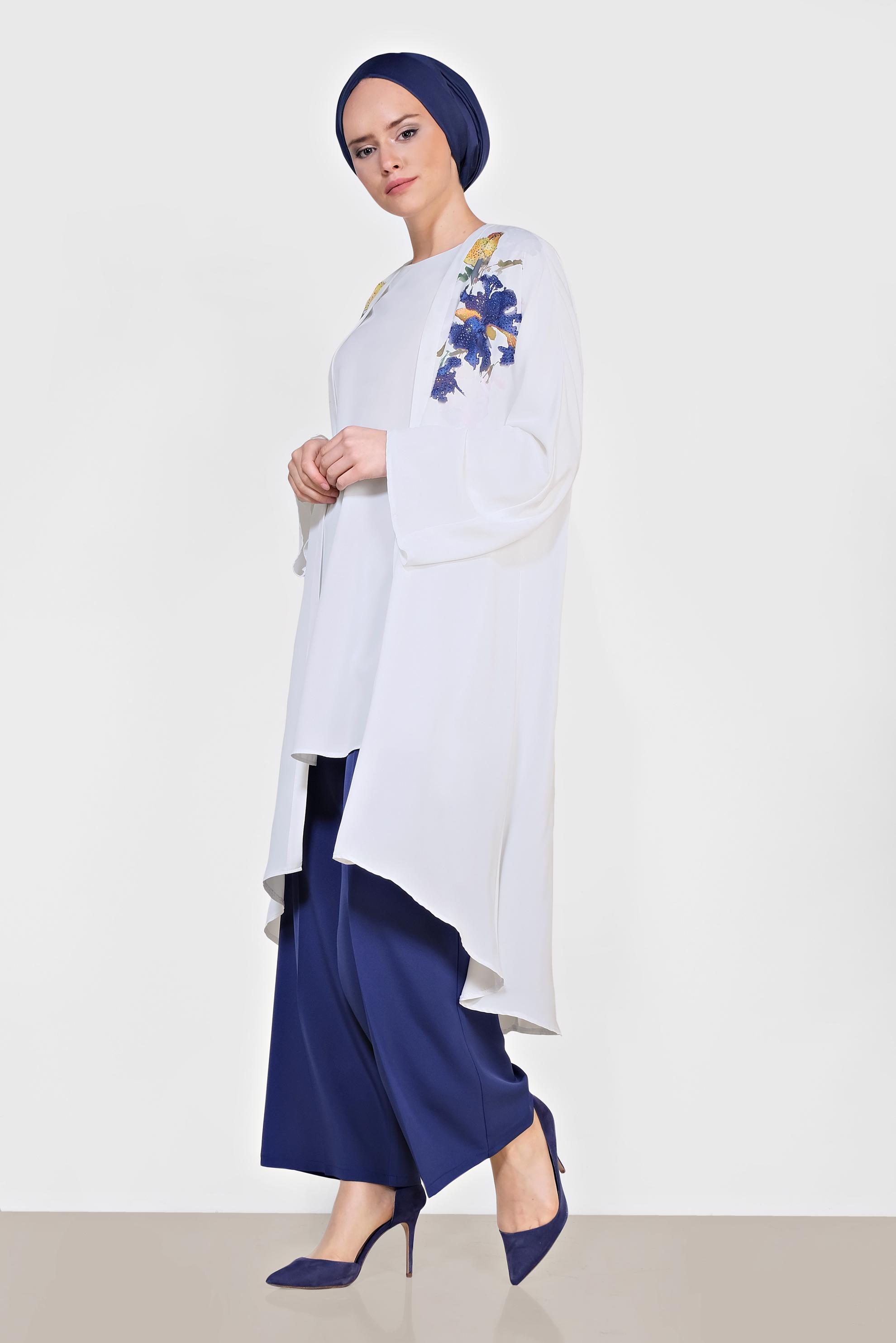 Tesettür giyim BEJ ÇİÇEK DESENİ DETAYLI ÜÇLÜ PANTLONLU TAKIM 3528