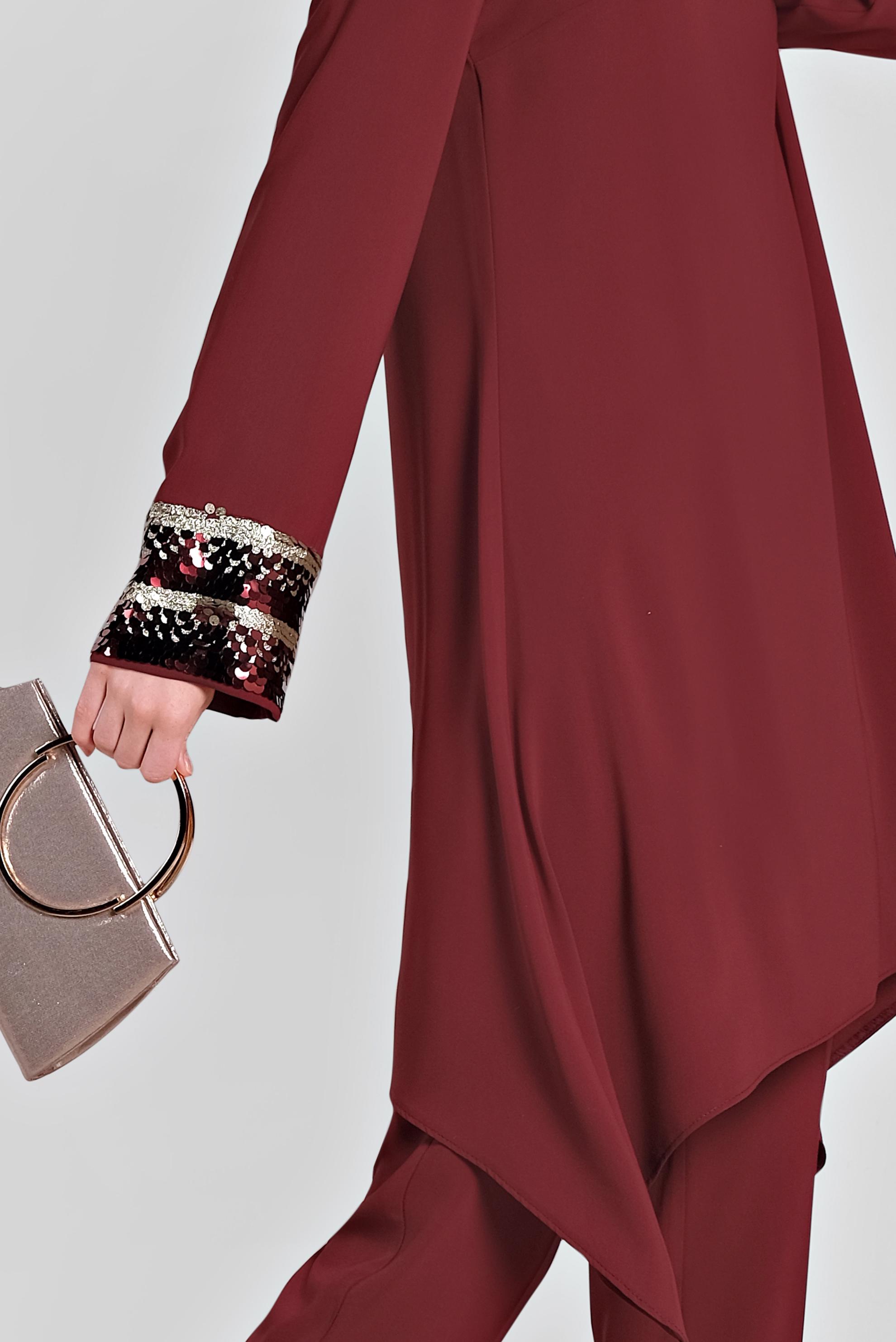Tesettür giyim BORDO KOLLARI PULLU ASİMETRİK KESİM İKİLİ PANTOLONLU TAKIM 3574 