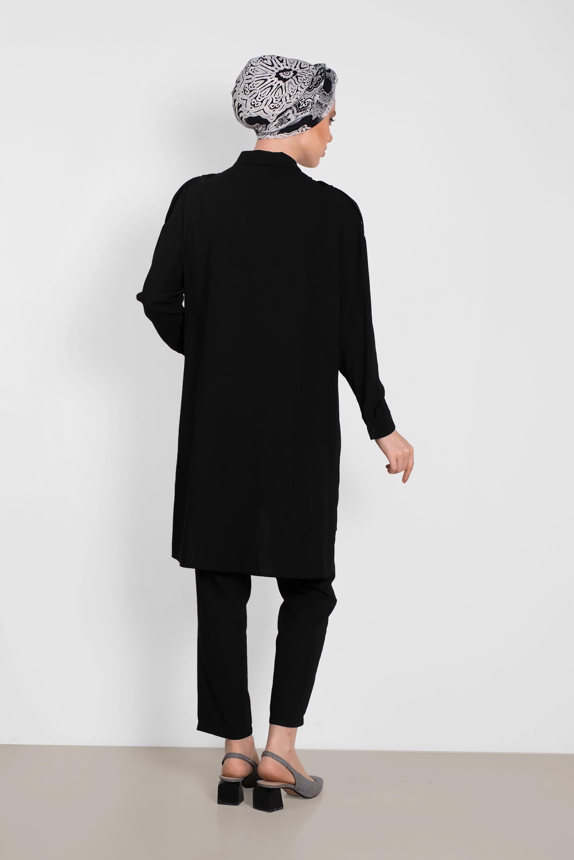 Tesettür giyim SİYAH DÜĞMELİ CEP DETAYLI İKİLİ PANTOLONLU TAKIM 4322 