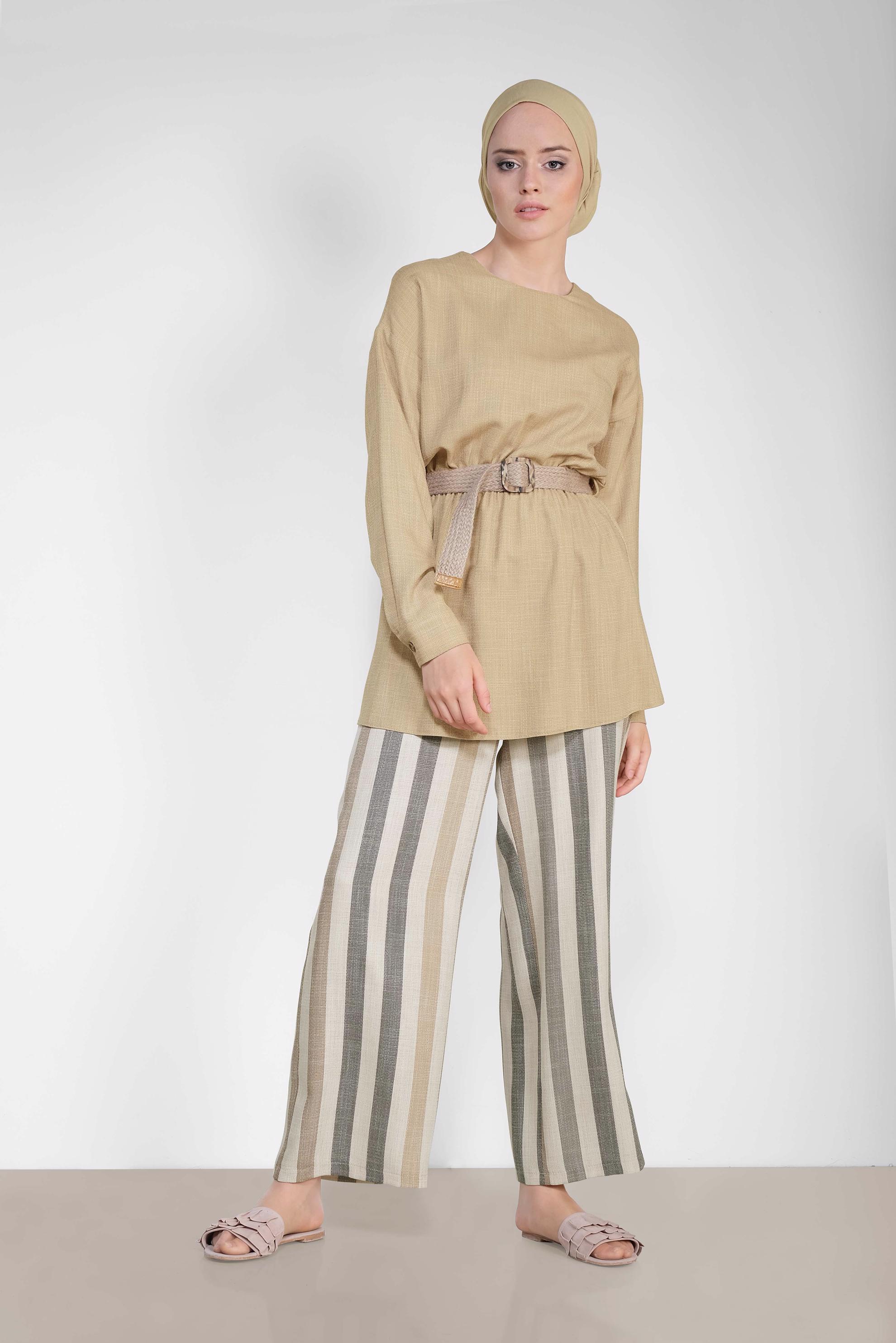 Tesettür giyim SARI ÇİZGİ DESENLİ HASIR KEMERLİ İKİLİ PANTOLONLU TAKIM 4343