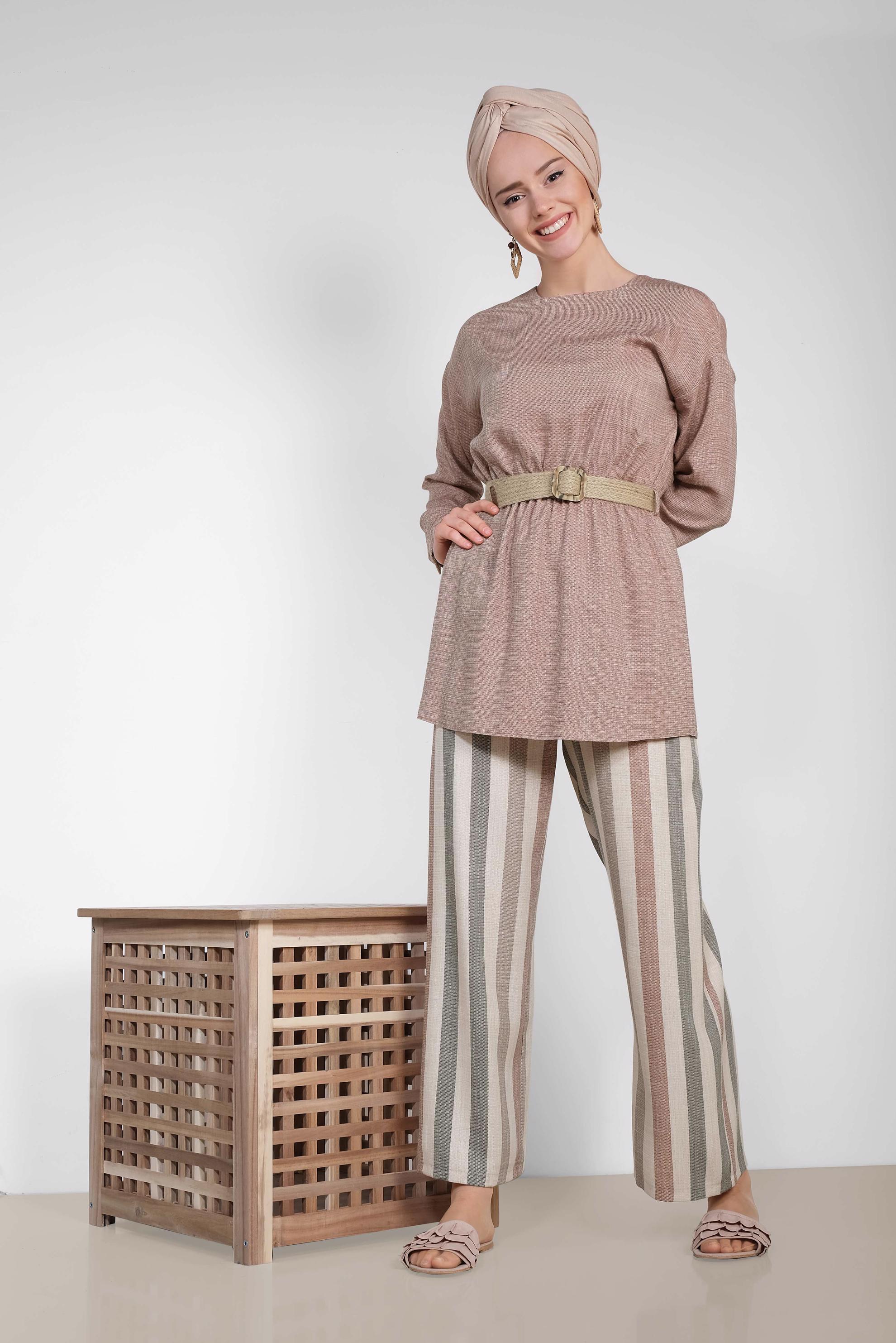 Tesettür giyim TURUNCU ÇİZGİ DESENLİ HASIR KEMERLİ İKİLİ PANTOLONLU TAKIM 4343