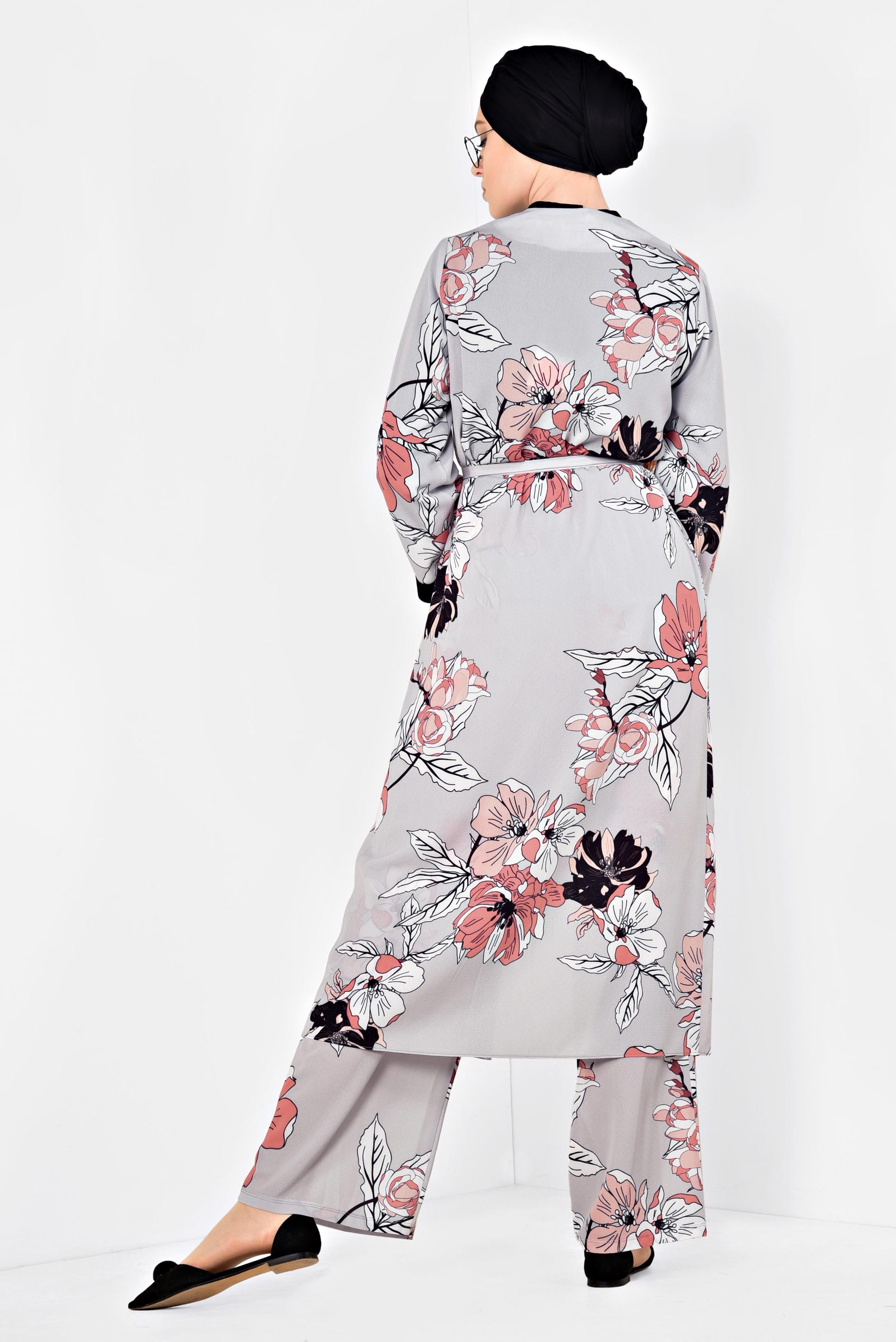 Tesettür giyim GRİ ÇİÇEK DESENLİ KİMONOLU TAKIM 4923
