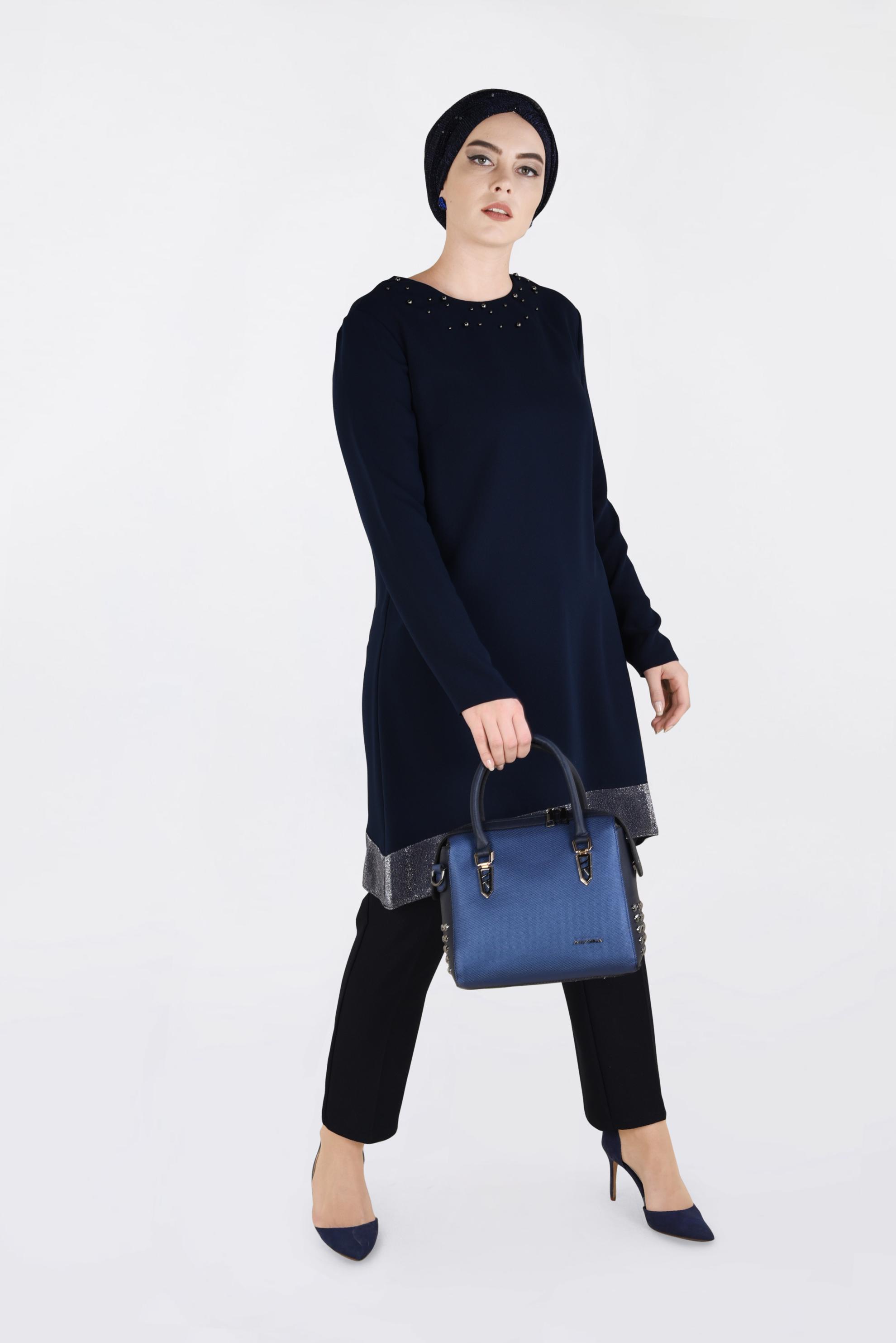 Tesettür giyim LACİVERT İNCİ DETAYLI TUNİK 2822 