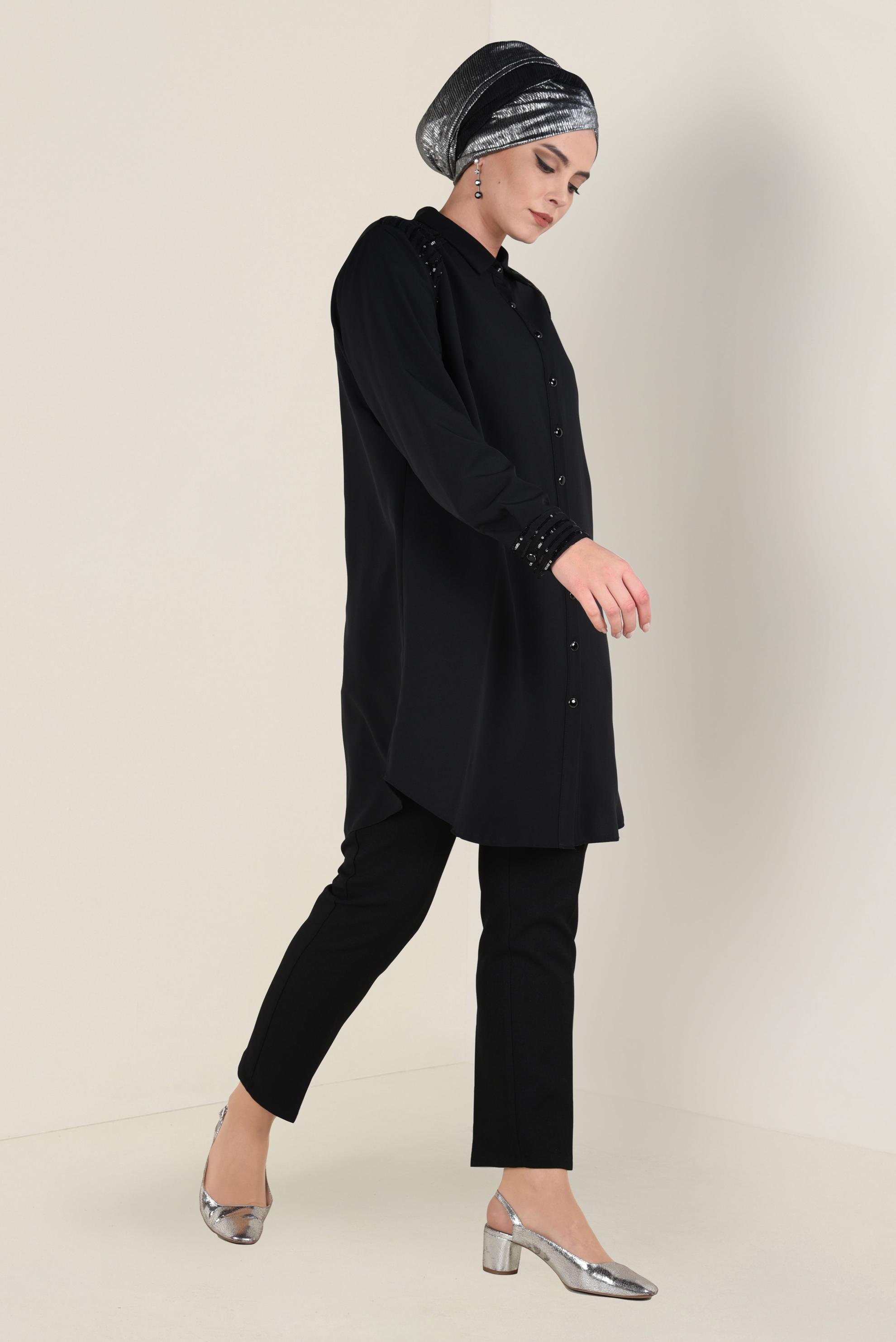 Tesettür giyim SİYAH PUL PAYET DETAYLI DÜĞMELİ TUNİK 2826 