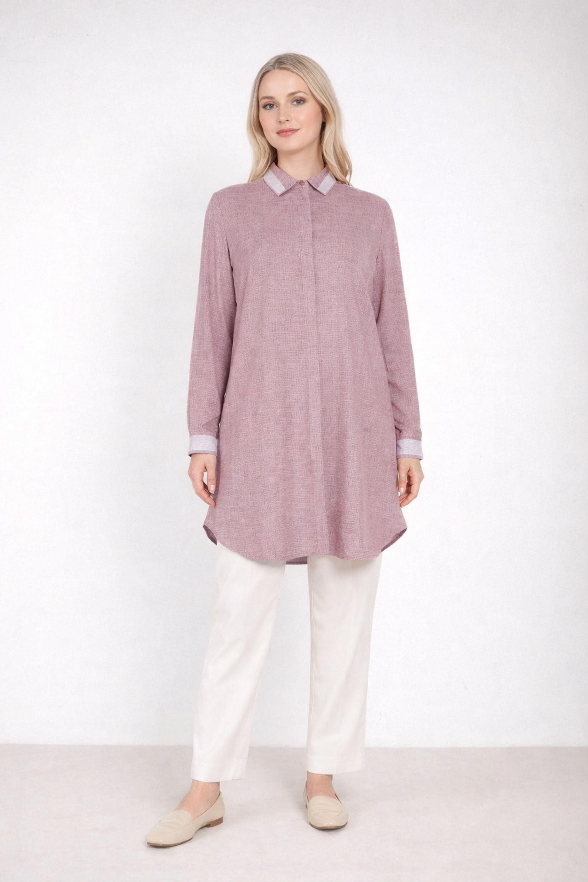 Tesettür giyim BORDO MANŞET VE YAKASI PUL DETAYLI GİZLİ DÜĞMELİ TUNİK 2886 