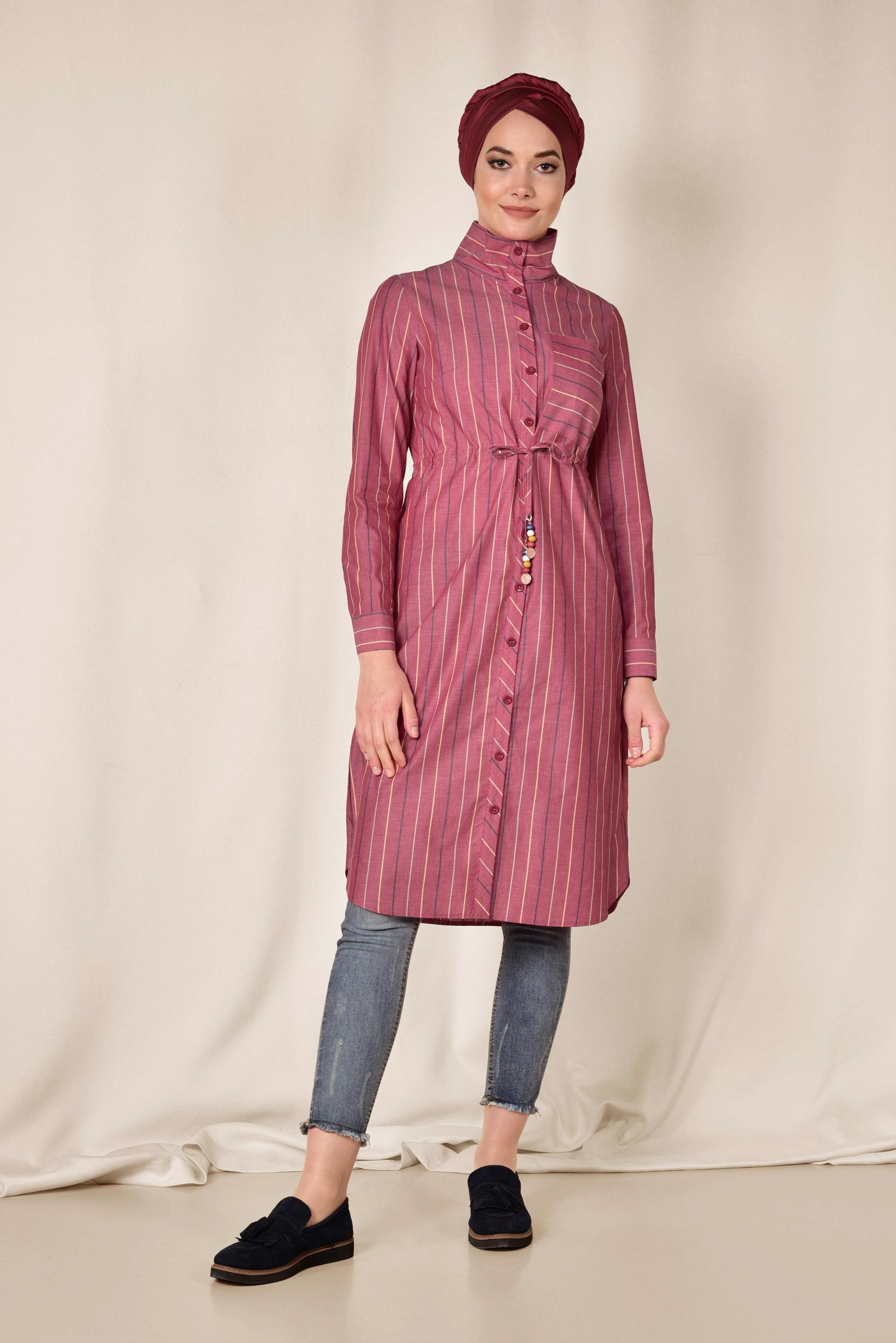 Tesettür giyim BORDO RENKLİ ÇİZGİLİ ÖNDEN DÜĞMELİ PAMUKLU TUNİK 4003