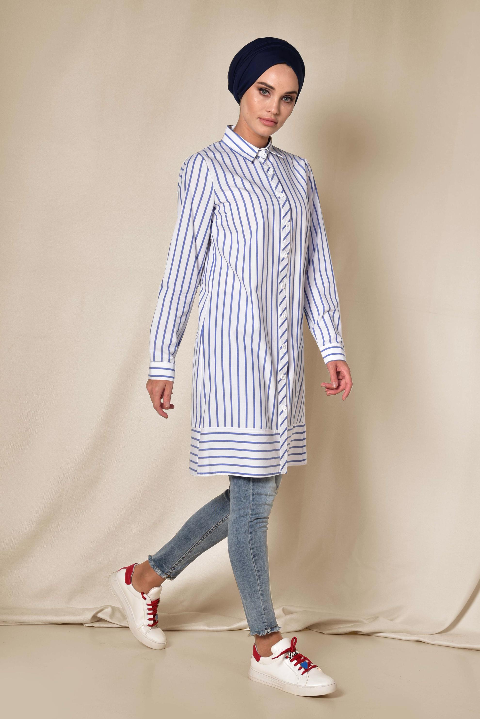 Tesettür giyim BEYAZ ÇİZGİ DESENLİ DÜĞMELİ TUNİK 4006