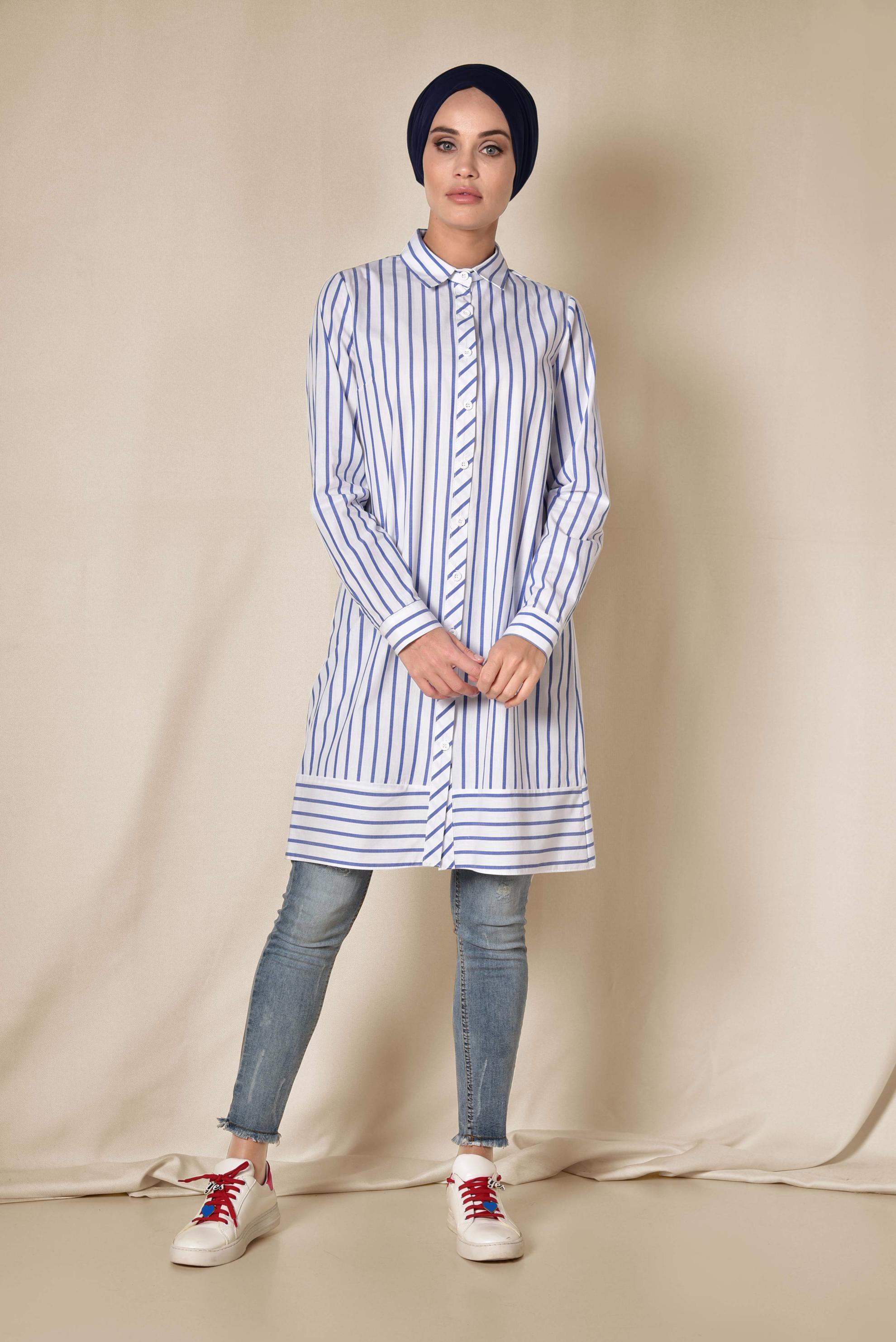 Tesettür giyim BEYAZ ÇİZGİ DESENLİ DÜĞMELİ TUNİK 4006