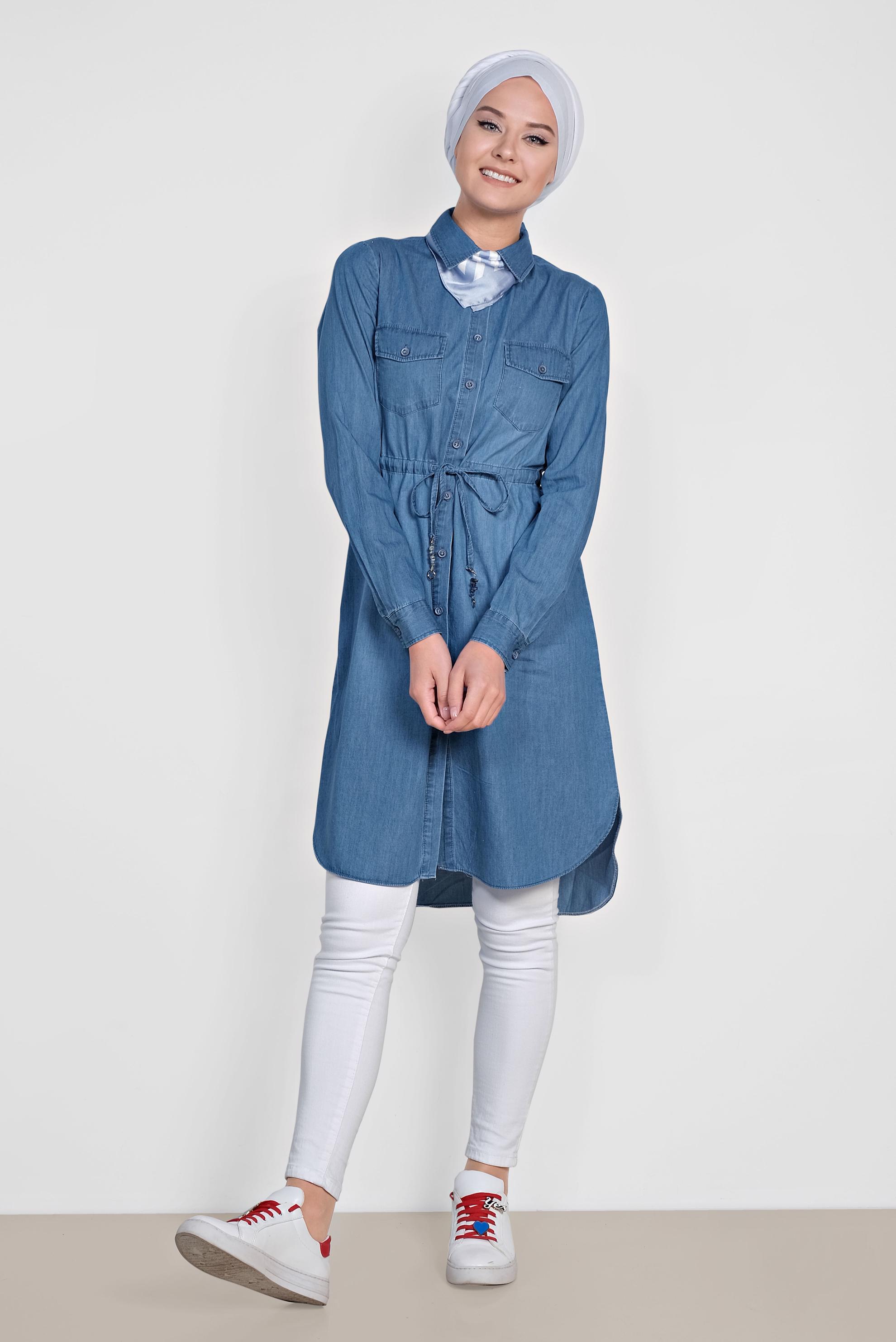 Tesettür giyim MAVİ BELİ BÜZGÜLÜ DÜĞMELİ KOT TUNİK 4024 