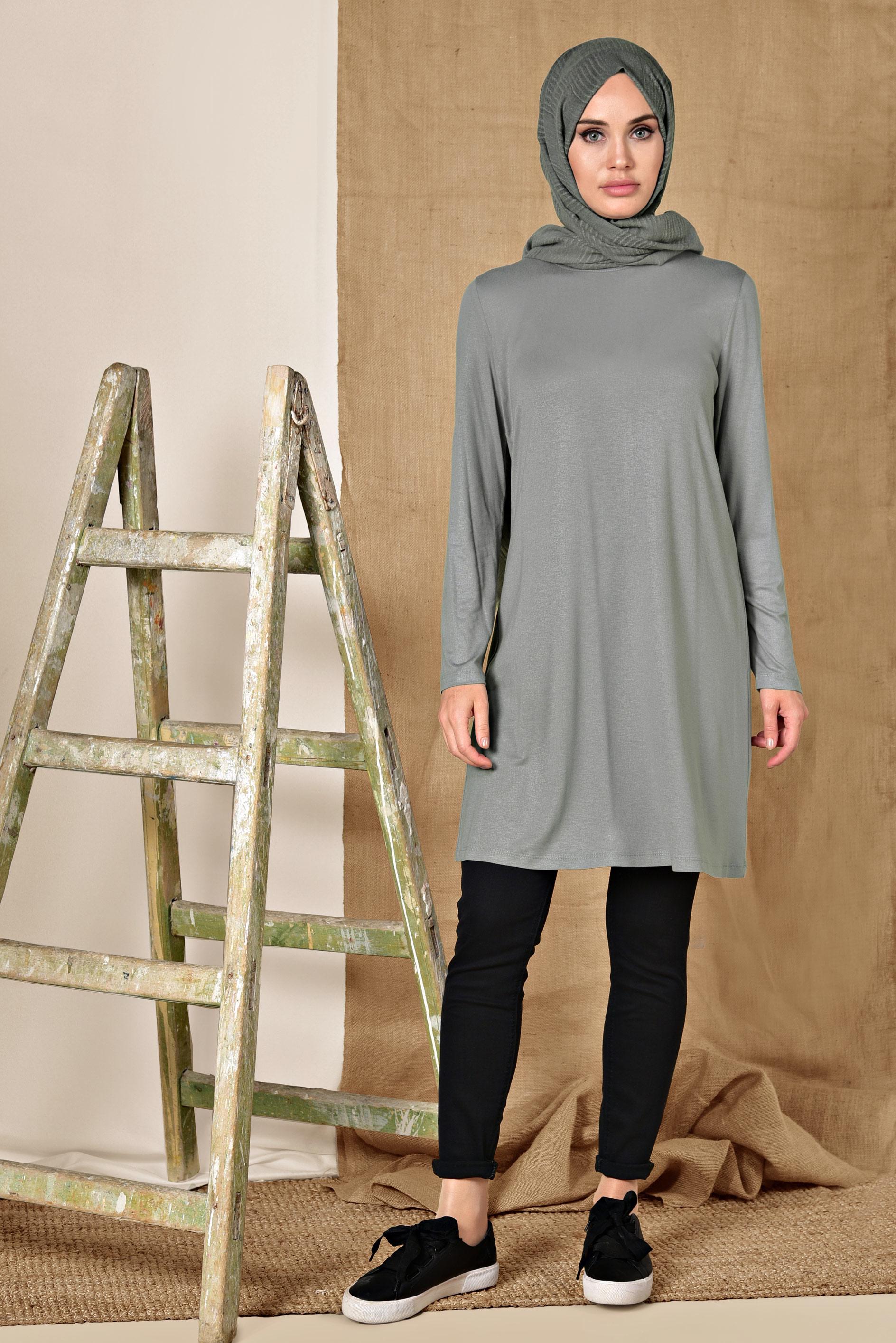 Tesettür giyim GRİ YUVARLAK YAKA BASİC TUNİK 4037