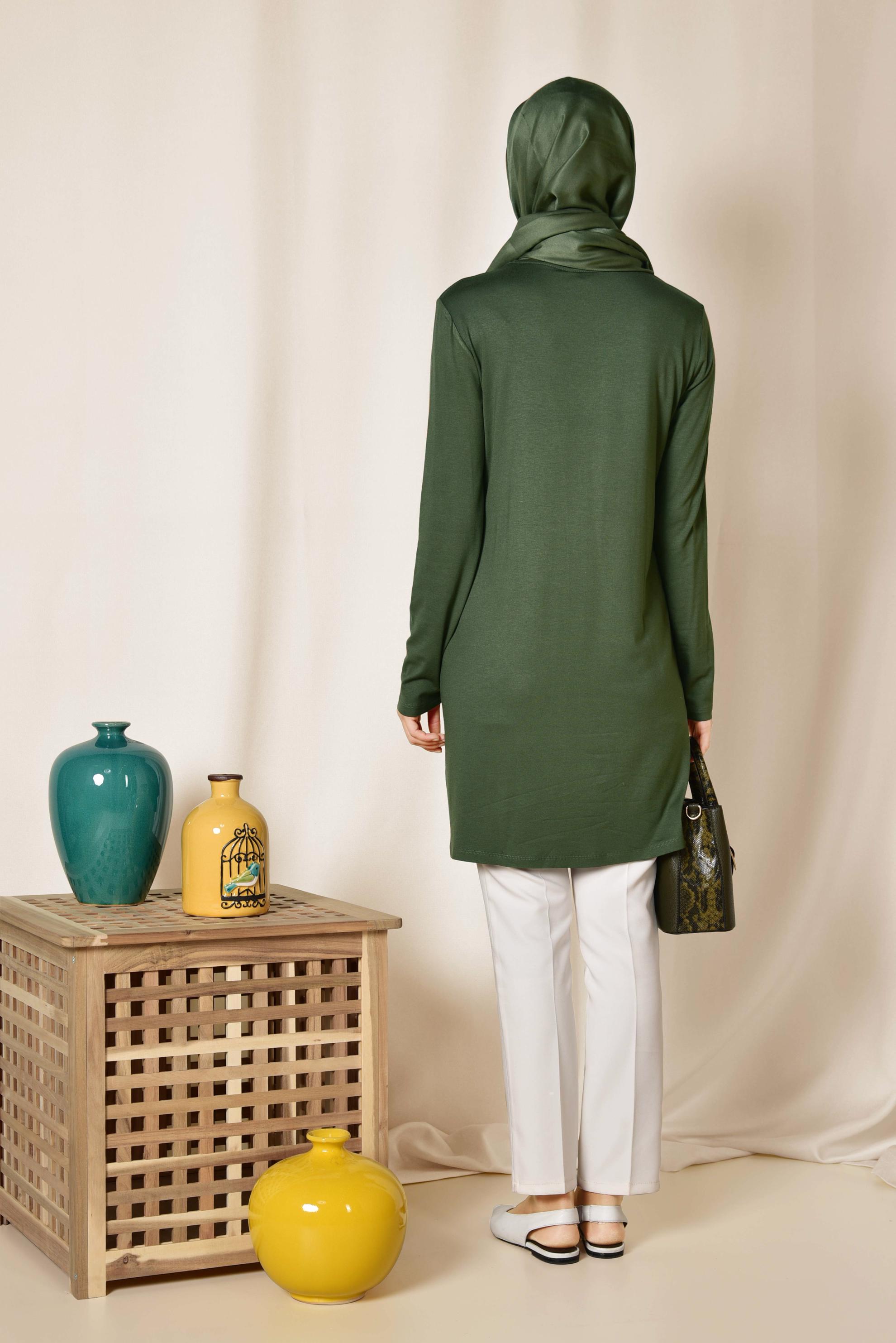 Tesettür giyim HAKİ YUVARLAK YAKA BASİC TUNİK 4037