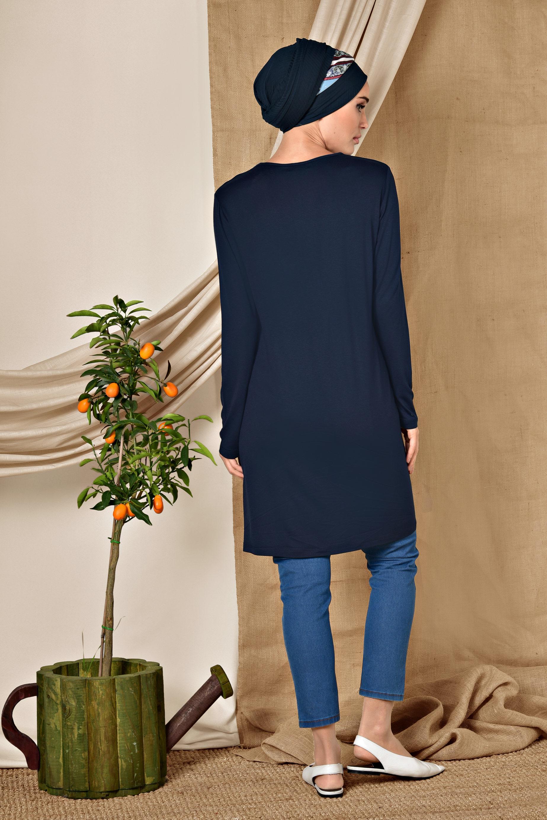 Tesettür giyim LACİVERT YUVARLAK YAKA BASİC TUNİK 4037