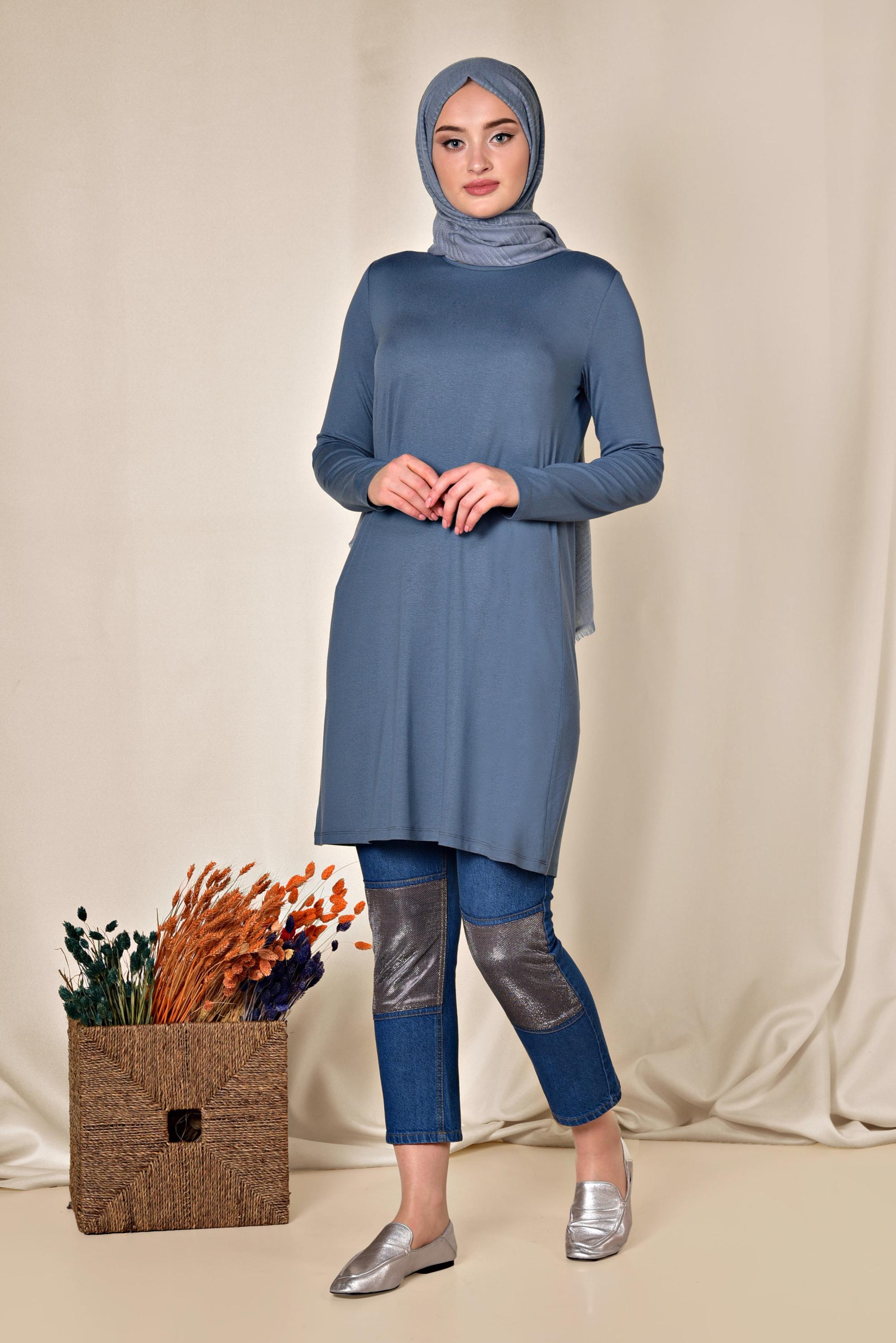 Tesettür giyim LACİVERT YUVARLAK YAKA BASİC TUNİK 4037