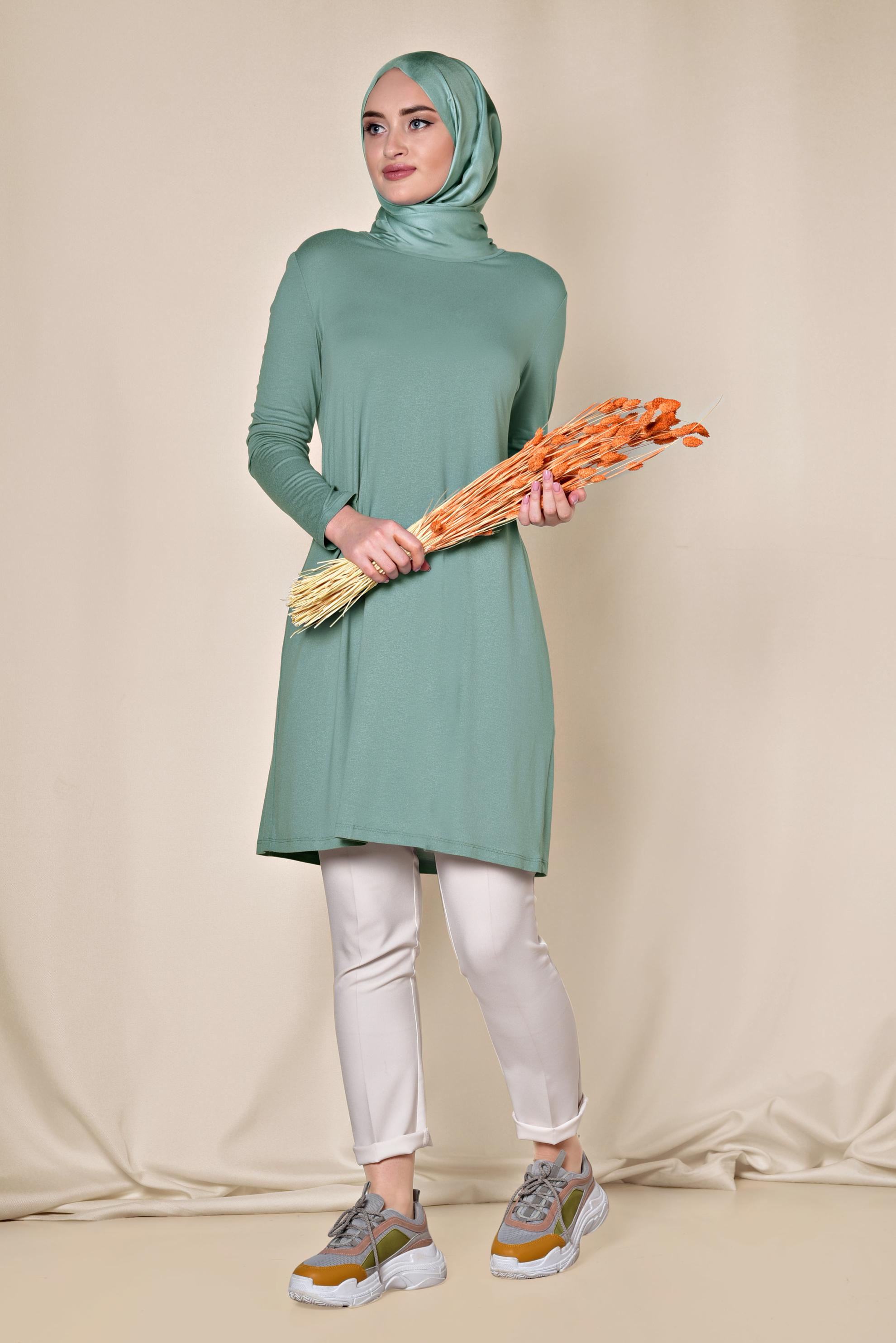 Tesettür giyim MAVİ YUVARLAK YAKA BASİC TUNİK 4037