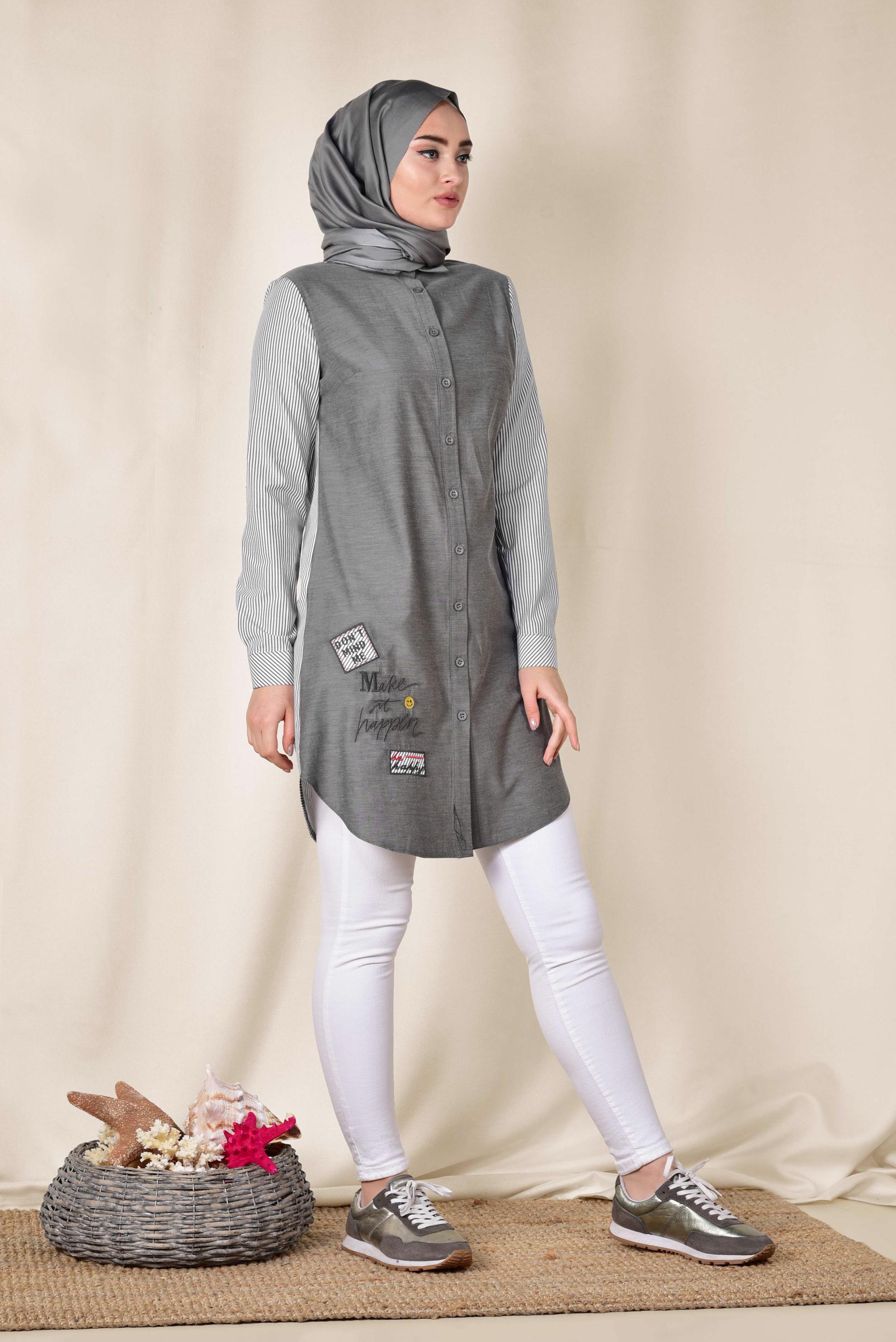Tesettür giyim SİYAH ÇİZGİ VE YAZI DETAYLI PAMUKLU TUNİK 4056