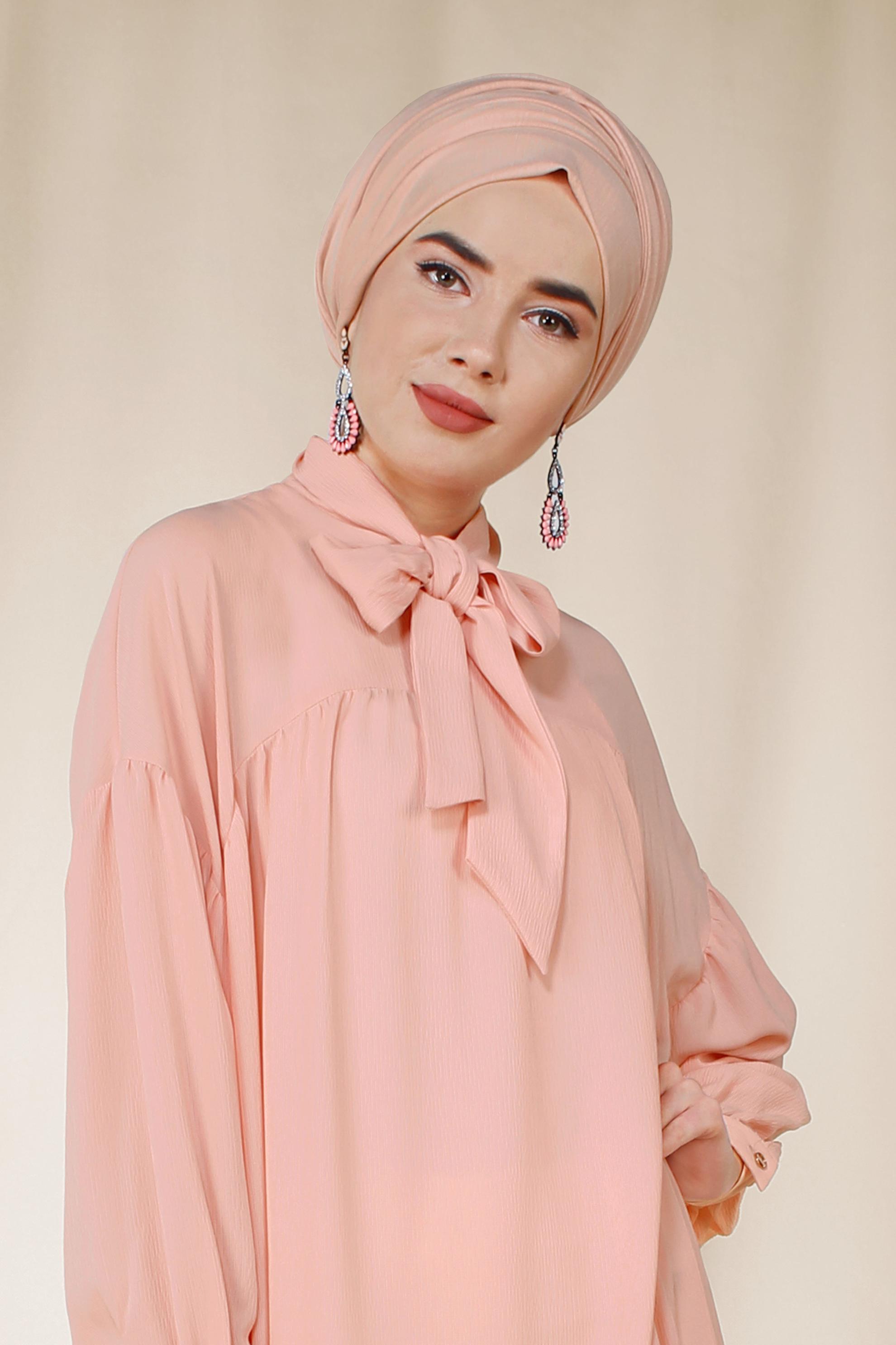 Tesettür giyim PUDRA YAKASI BAĞCIKLI BALON KOL TUNİK 4111