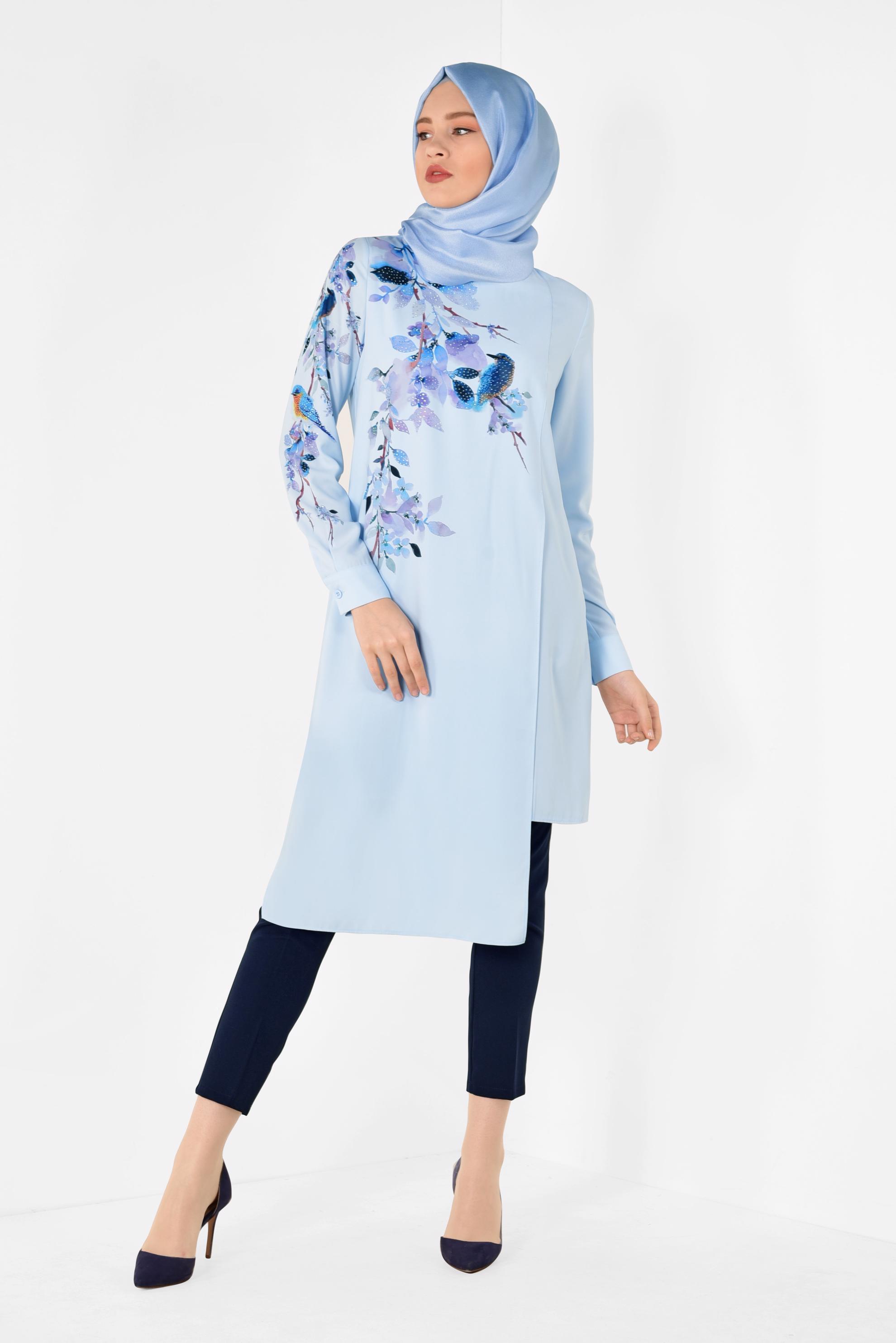 Tesettür giyim MAVİ ASİMETRİK KESİM FLORAL DESENLİ TUNİK 4117