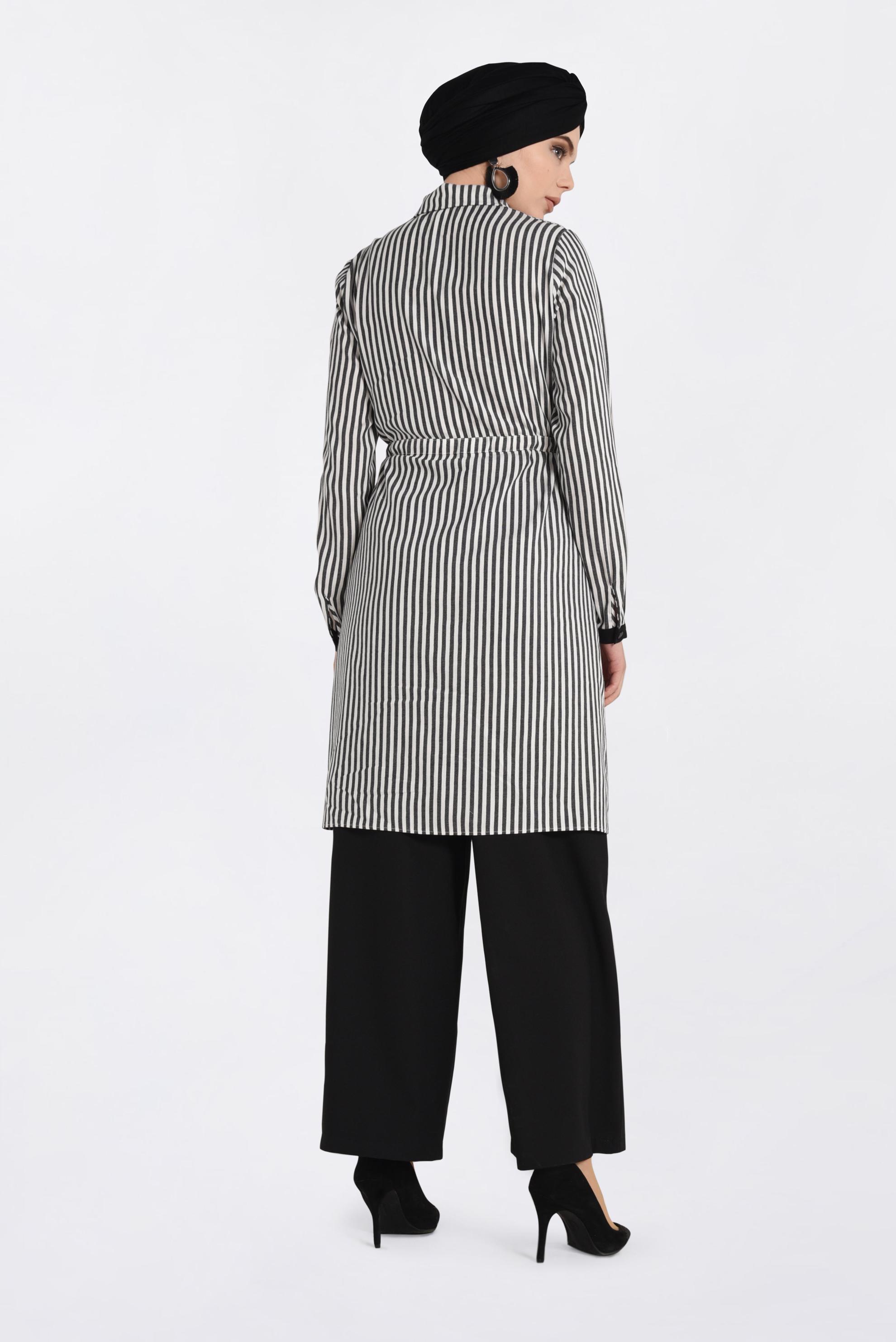 Tesettür giyim SİYAH BELİ BÜZGÜLÜ ÇİZGİ DESENLİ TUNİK 4119 