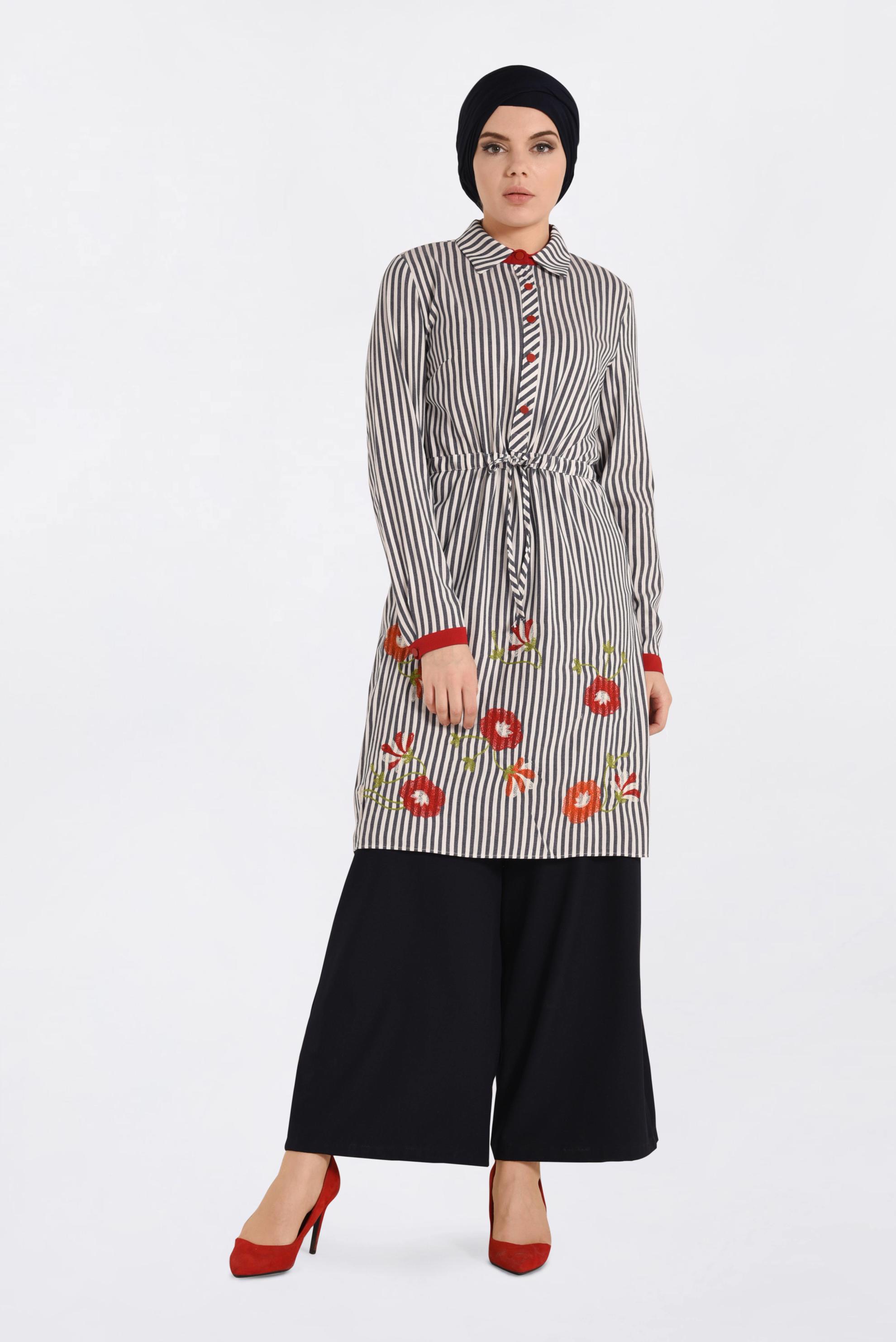 Tesettür giyim LACİVERT BELİ BÜZGÜLÜ ÇİZGİ DESENLİ TUNİK 4119 