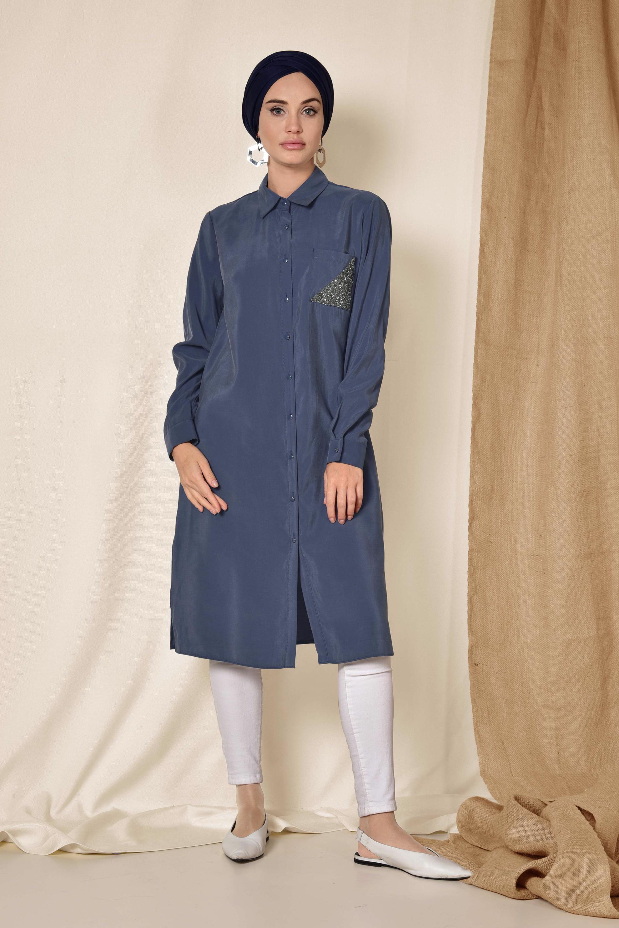 Tesettür giyim LACİVERT YANLARI YIRTMAÇLI CEBİ SİMLİ UZUN TUNİK 4124