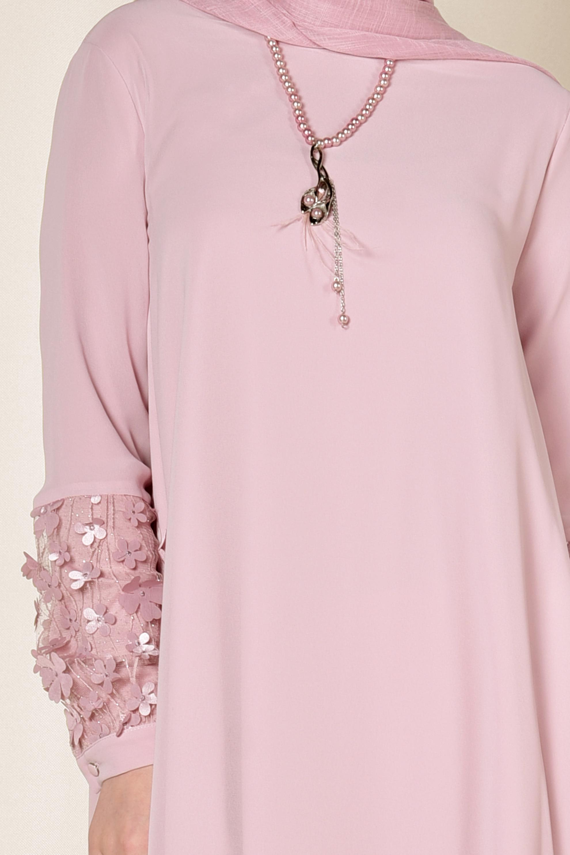 Tesettür giyim PUDRA 3 BOYUTLU ÇİÇEK DETAYLI TUNİK 4132