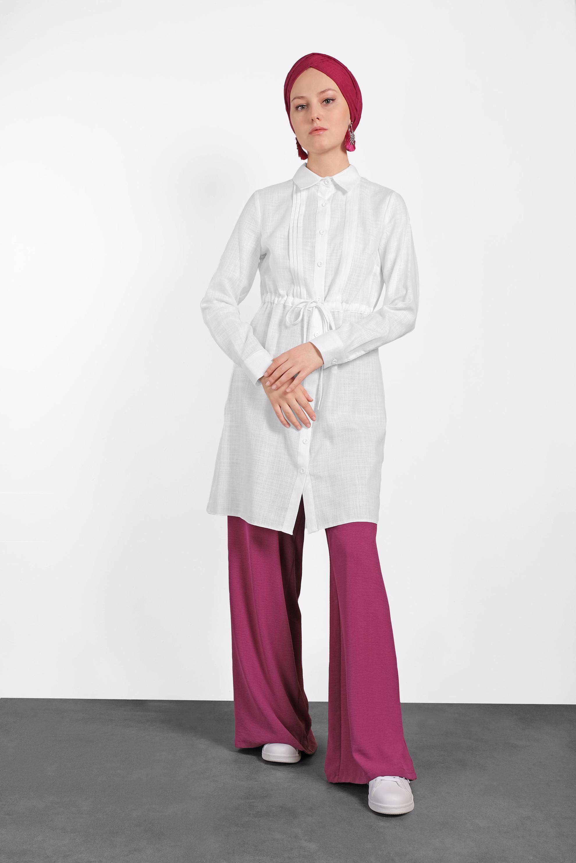 Tesettür giyim BEYAZ BELİ BÜZGÜLÜ TUNİK 4147