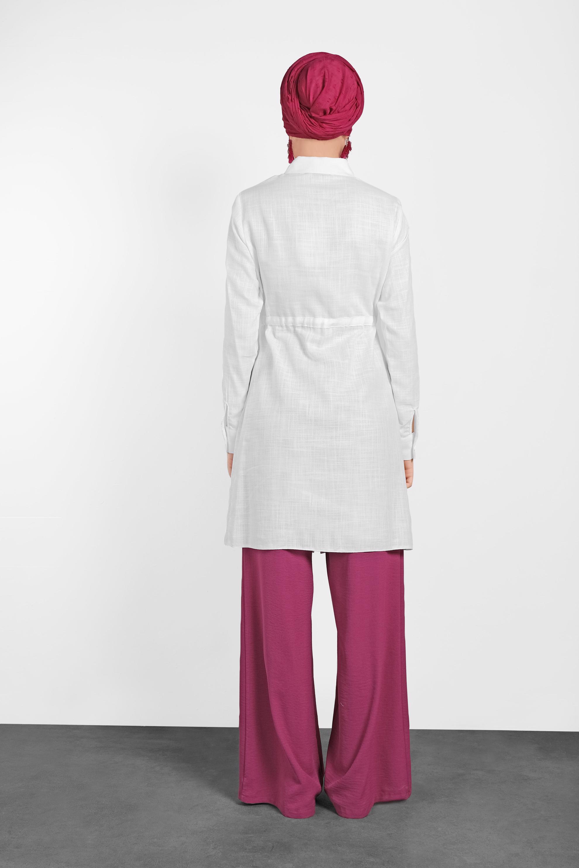 Tesettür giyim BEYAZ BELİ BÜZGÜLÜ TUNİK 4147